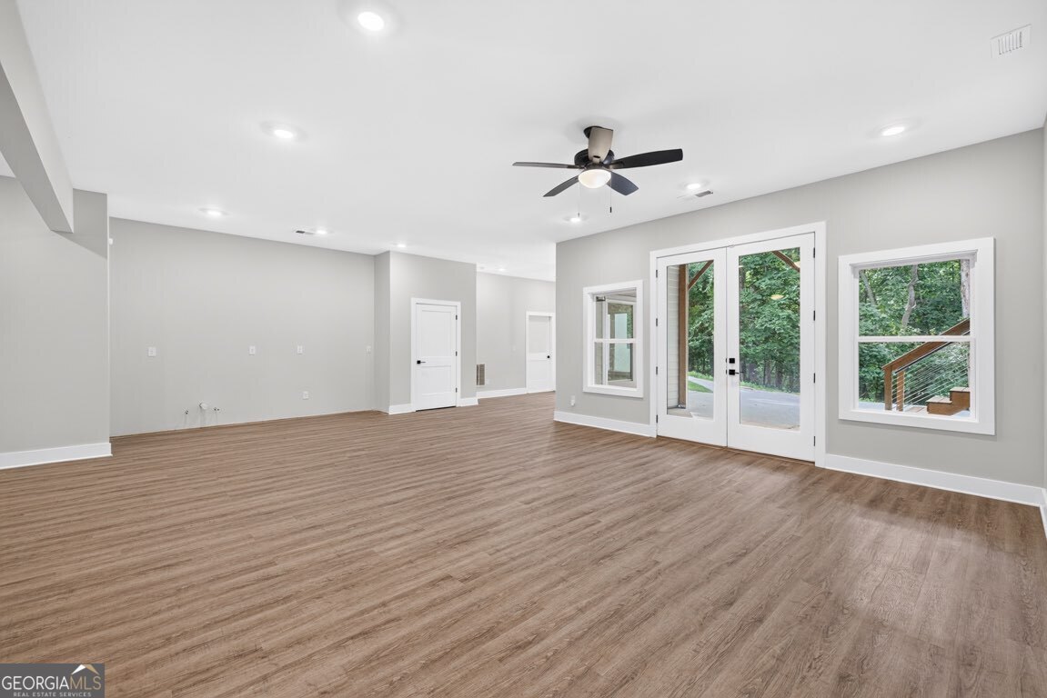6052 Oak Hill Drive Property Photo 34