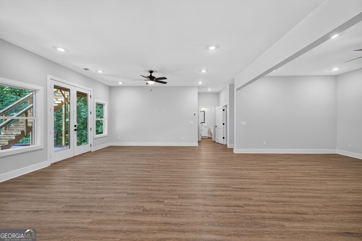 6052 Oak Hill Drive Property Photo 36