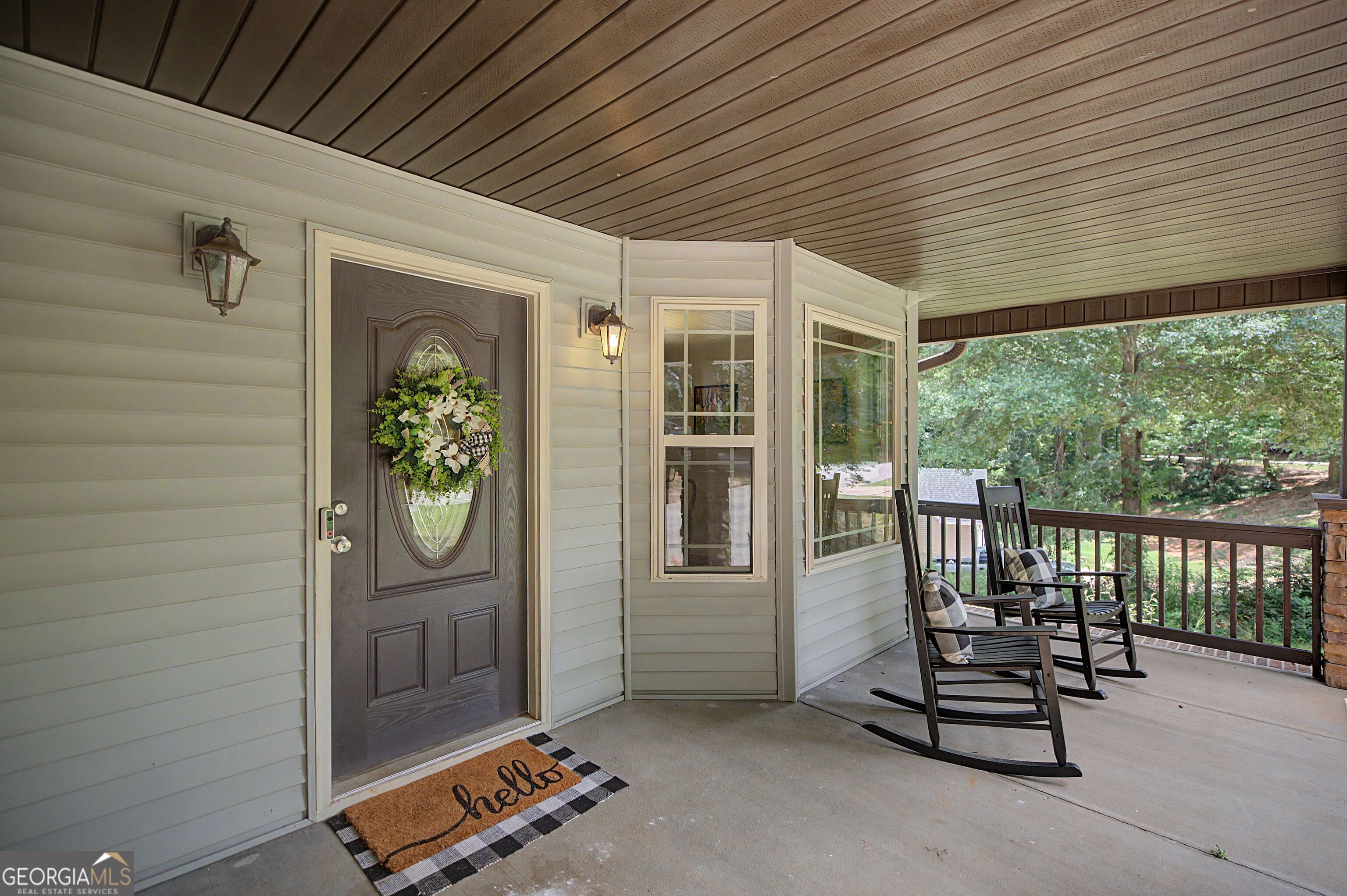 702 Club Drive Property Photo 4