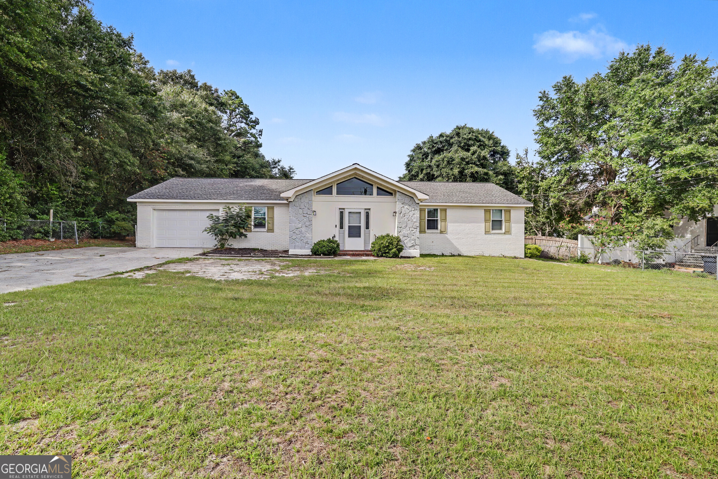 1437 Brown Road Property Photo 2