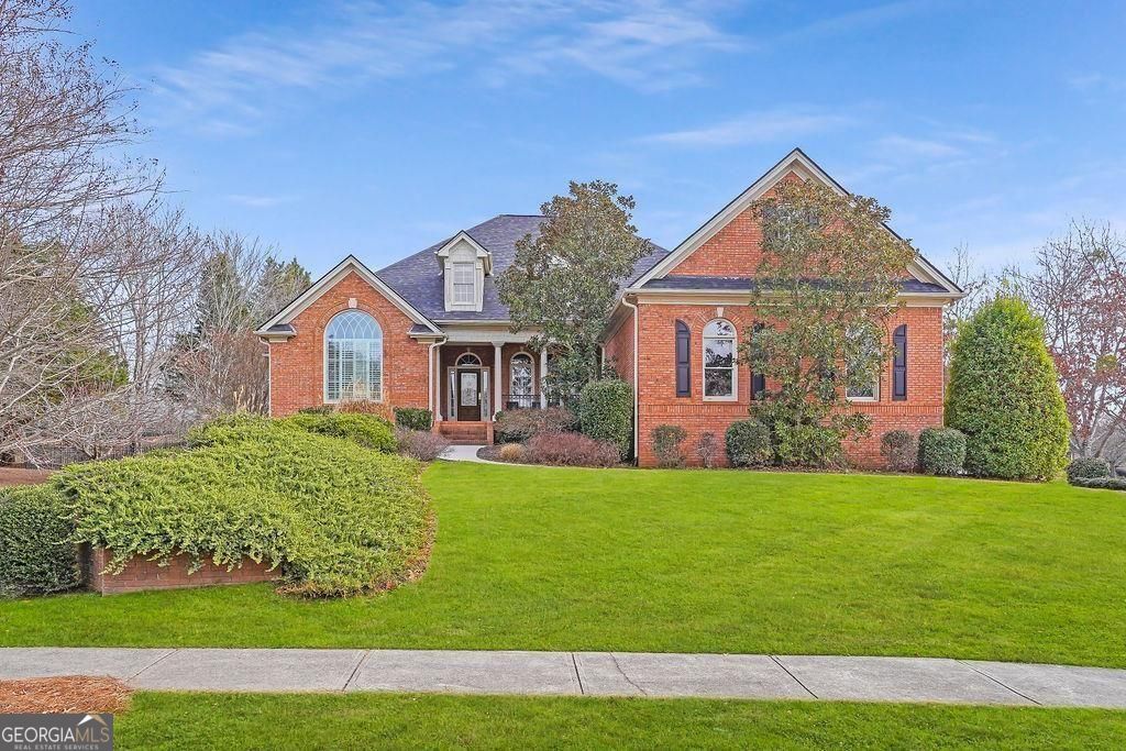 2565 Scarlet Oak Lane