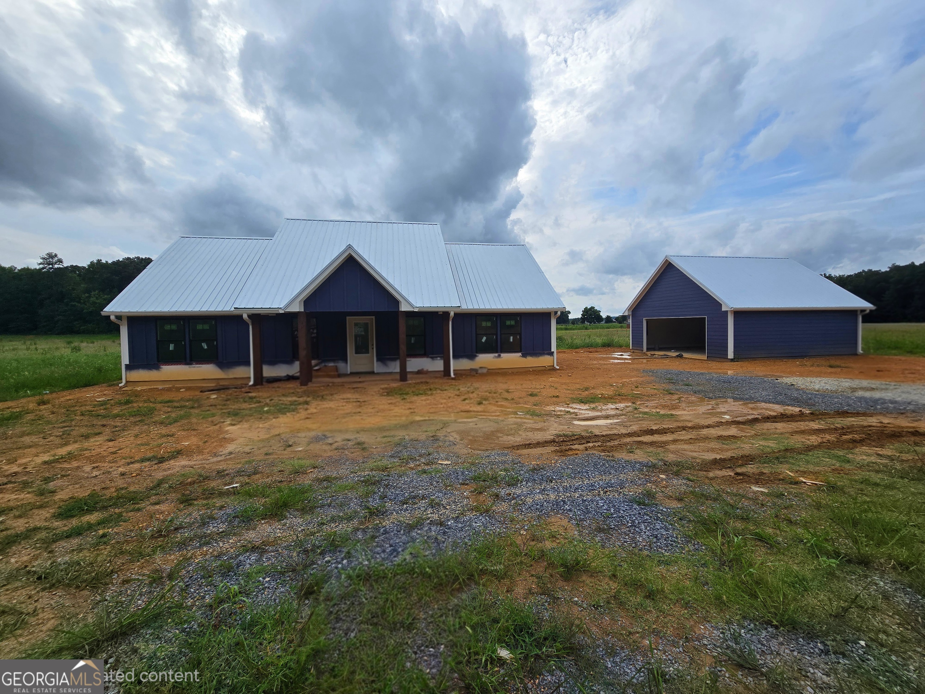 3300 Collard Valley Road Property Photo 1