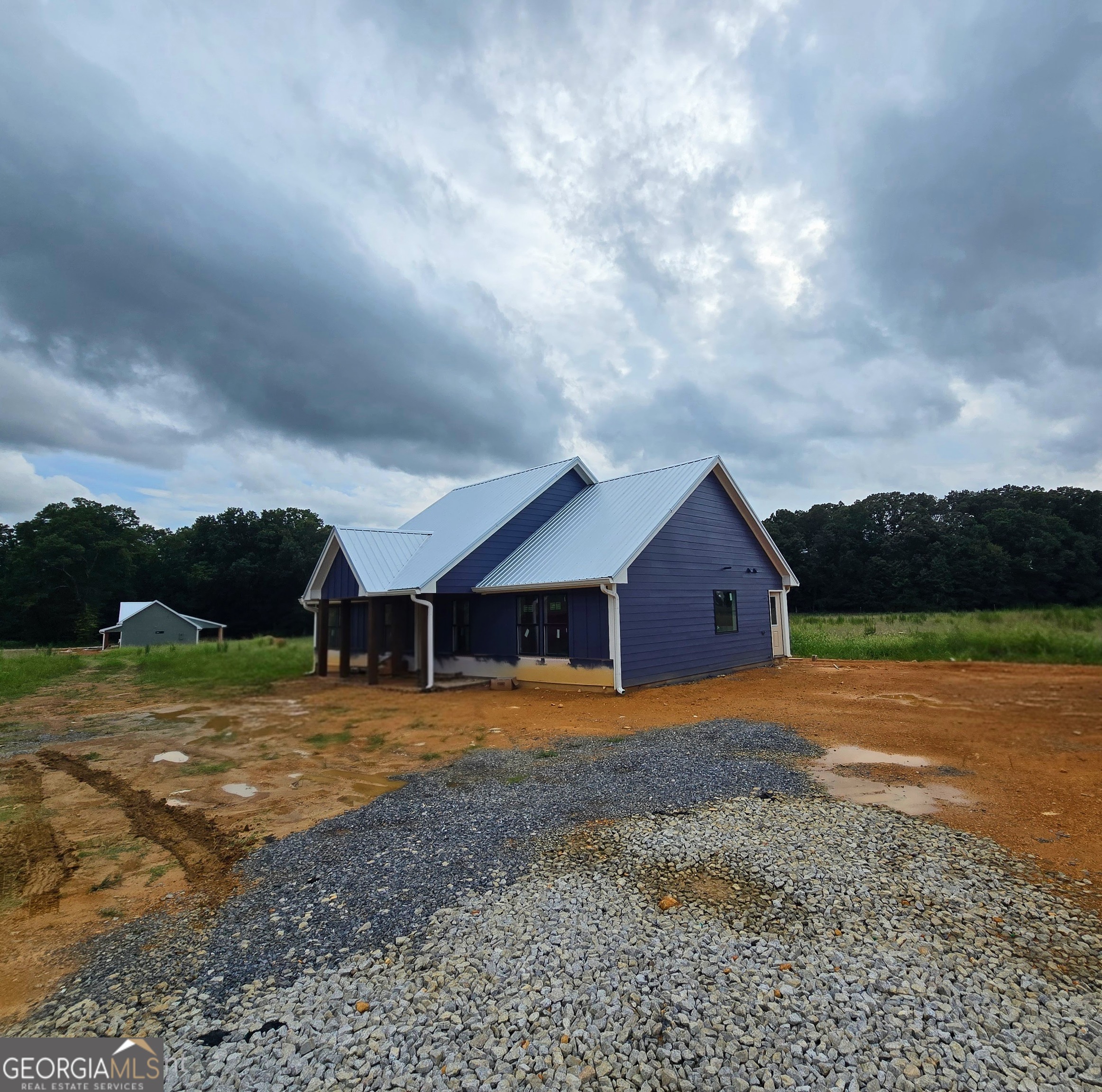 3300 Collard Valley Road Property Photo 3