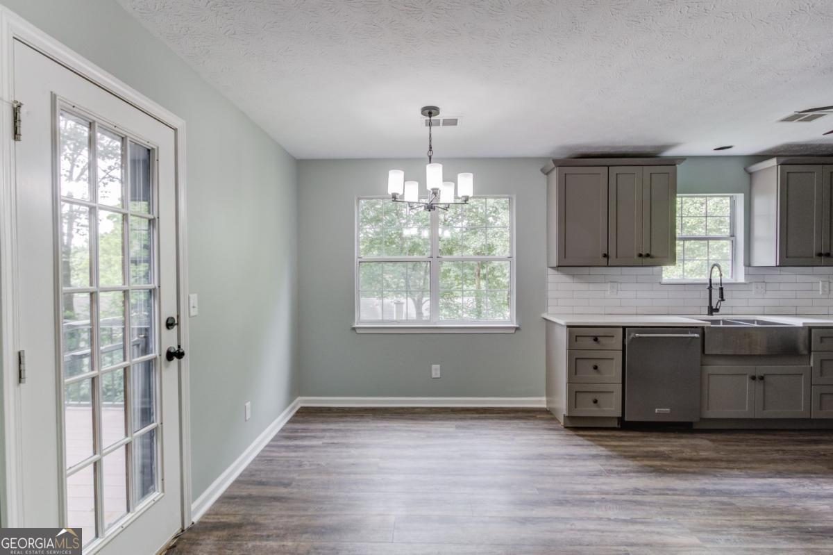 1448 Earlham Lane Property Photo 10