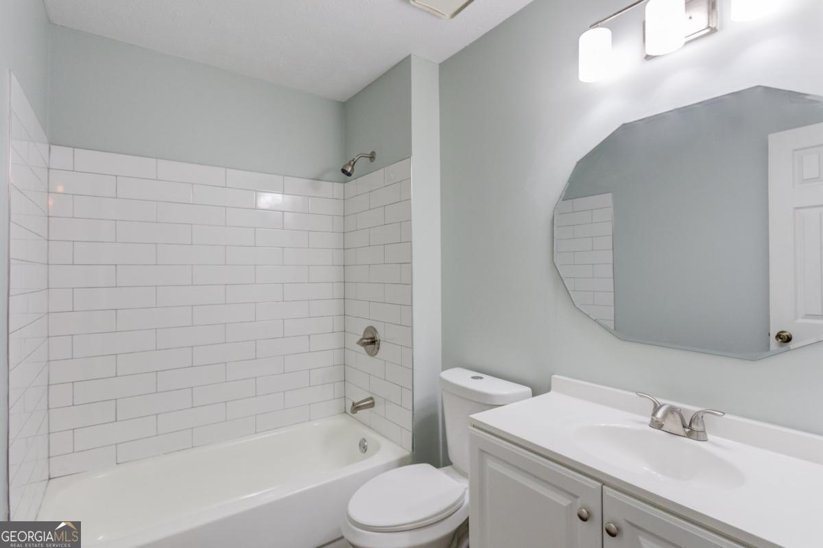 1448 Earlham Lane Property Photo 19