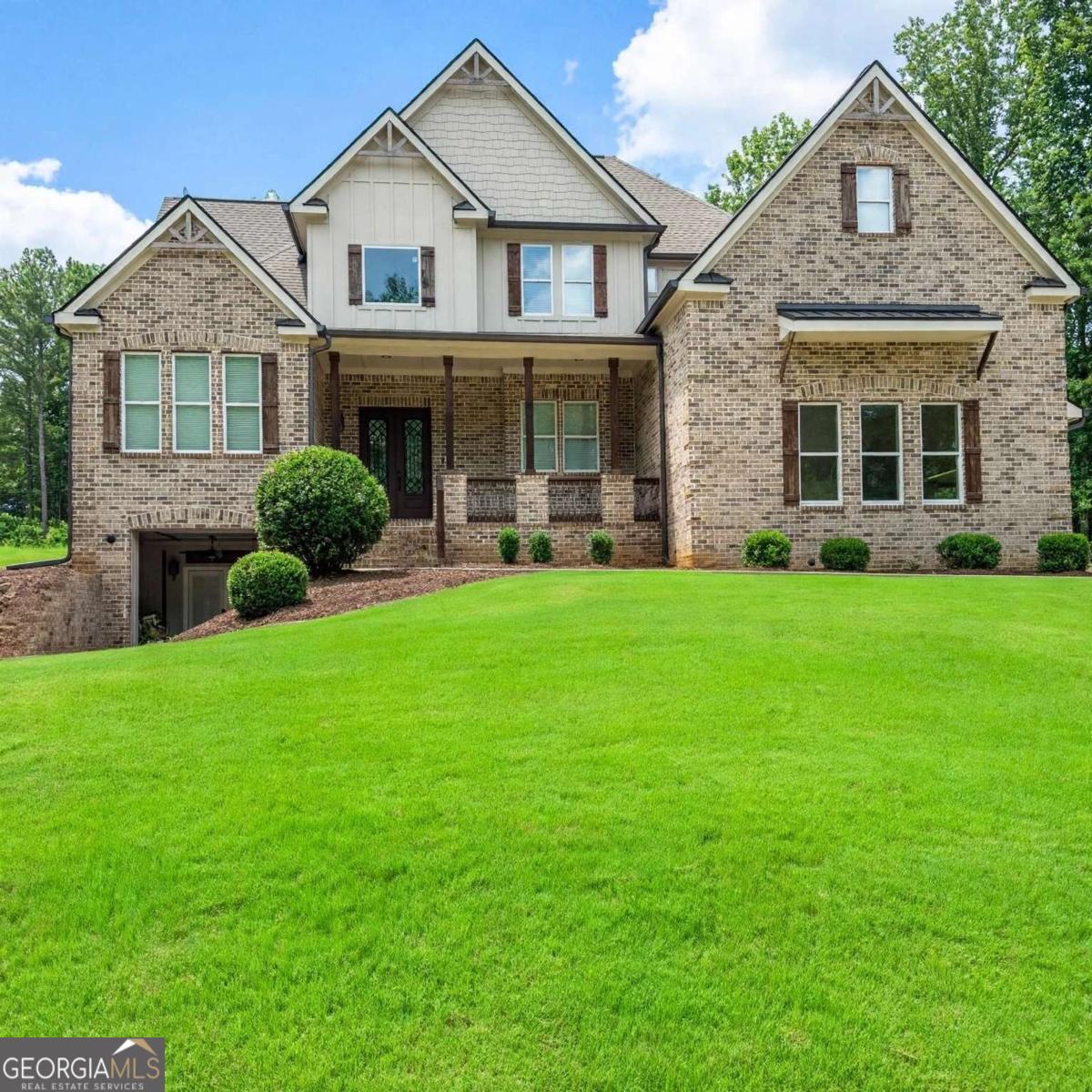 3574 Graycliff Road Property Photo 1