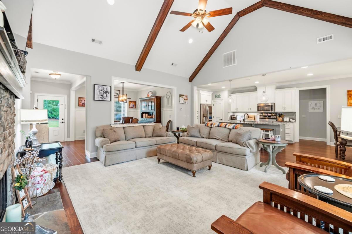 2471 Newborn Road Property Photo 5