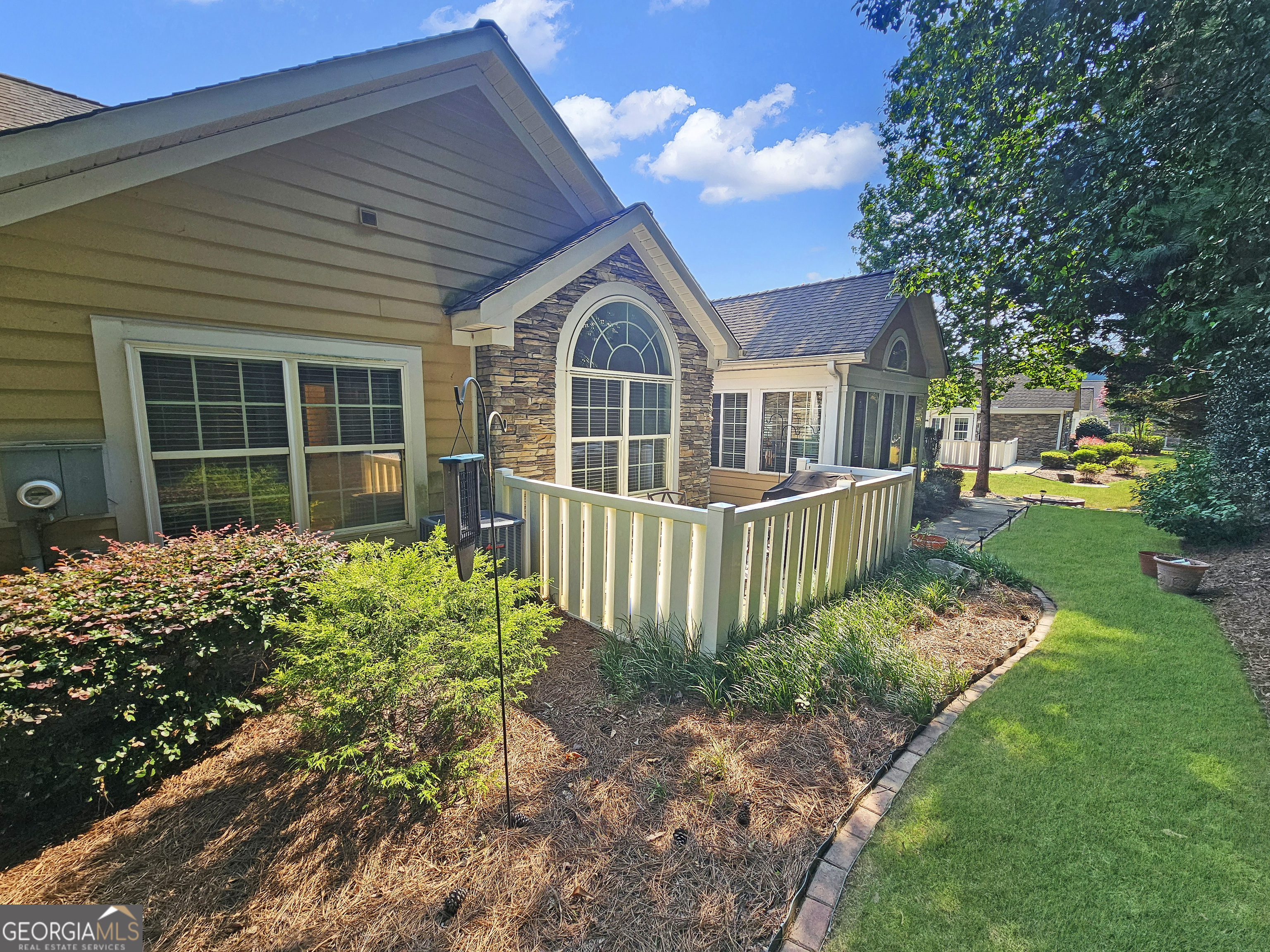 255 Rehobeth Way Property Photo 2