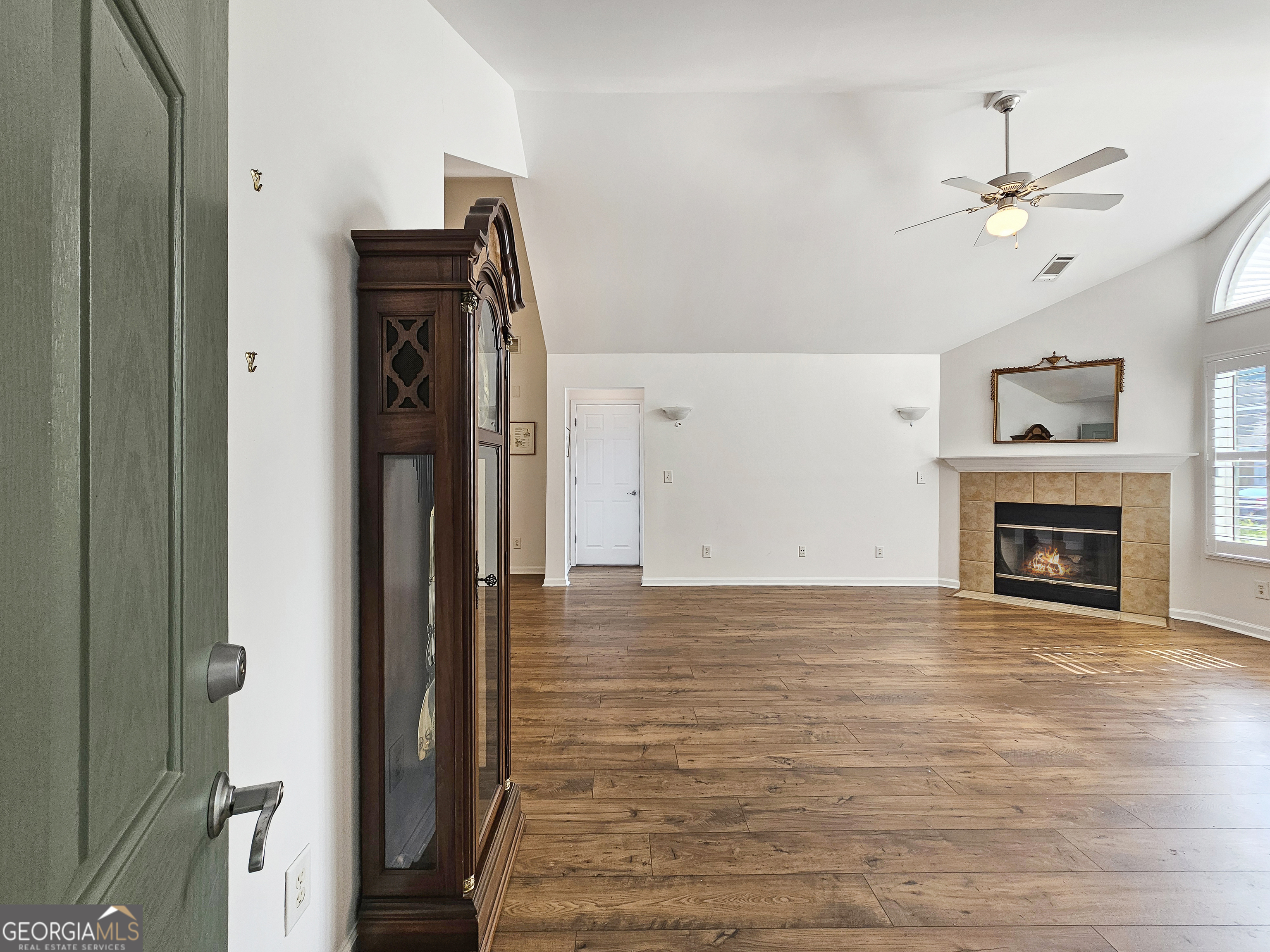 255 Rehobeth Way Property Photo 5