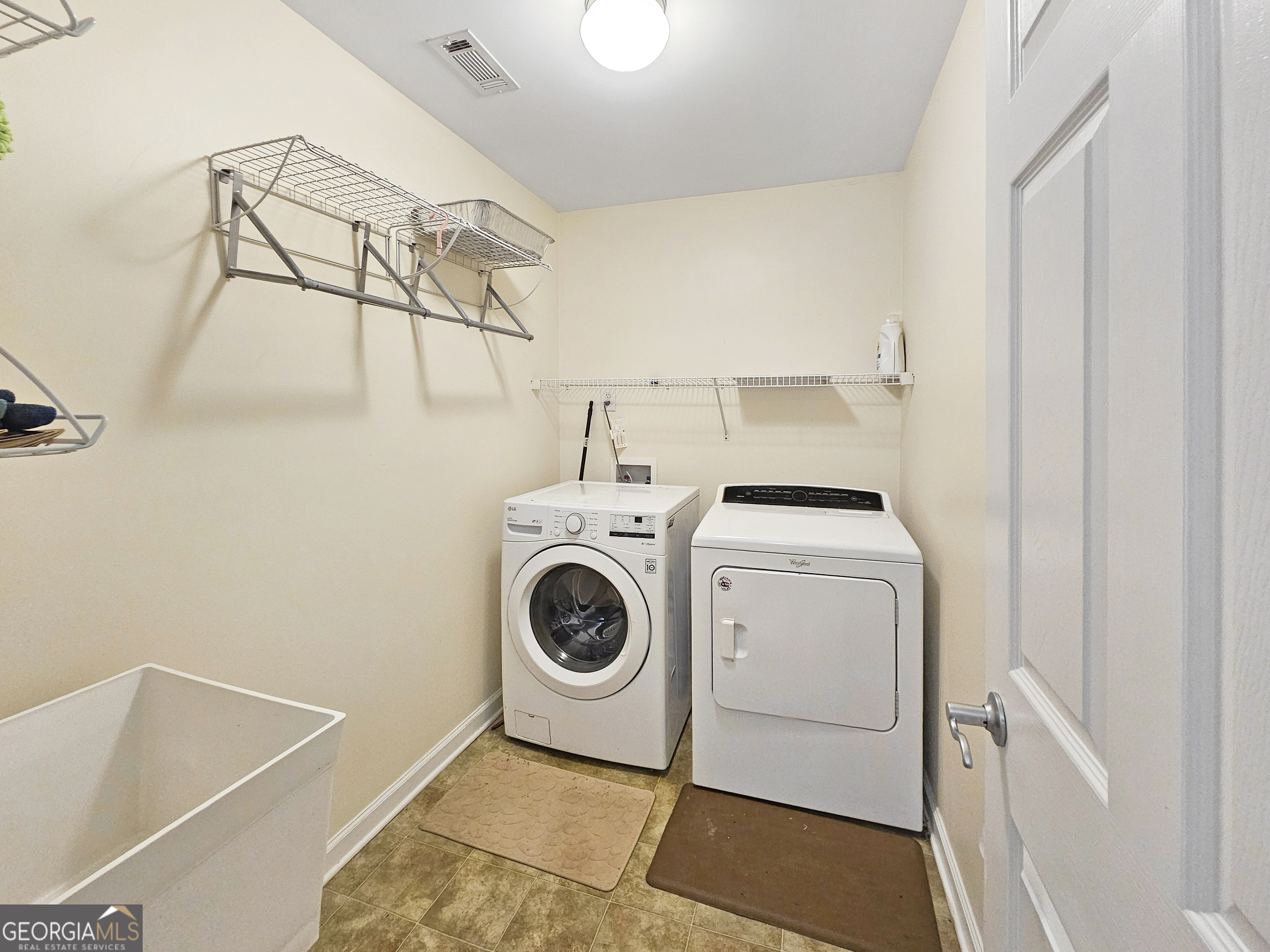 255 Rehobeth Way Property Photo 17