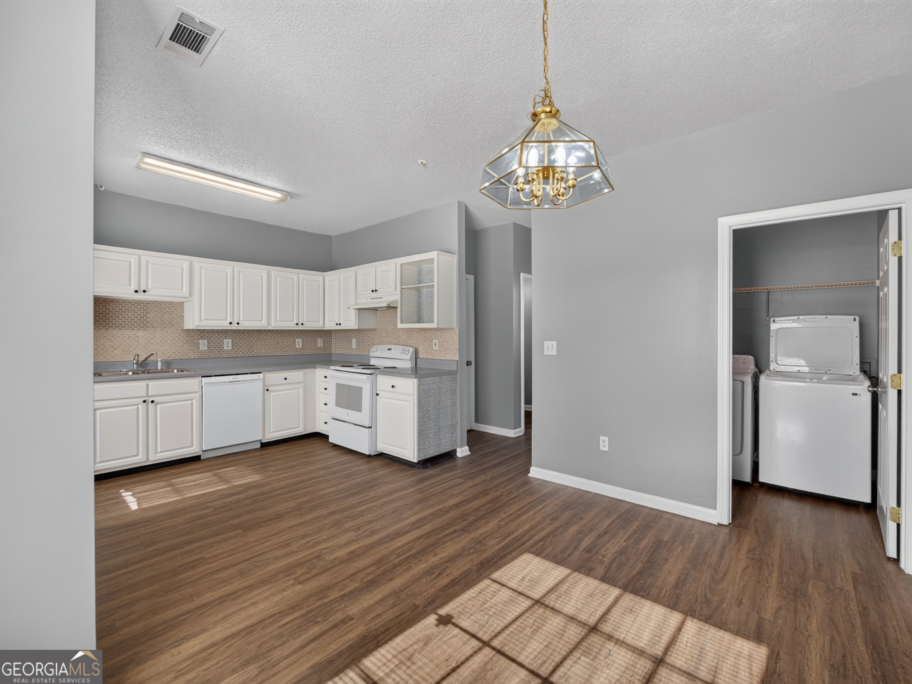211 Odyssey Turn Property Photo 13