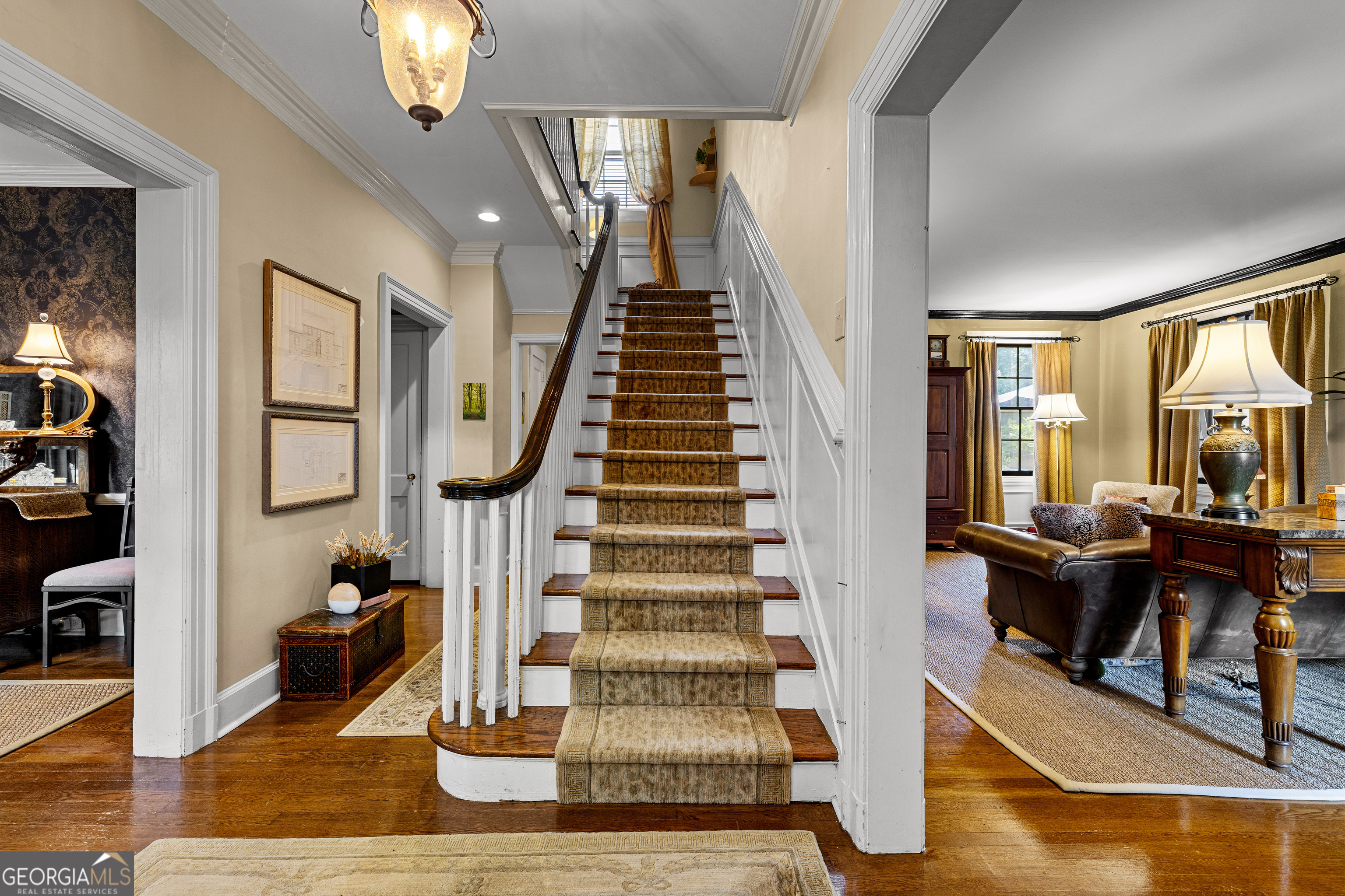 616 Broad Street Property Photo 4