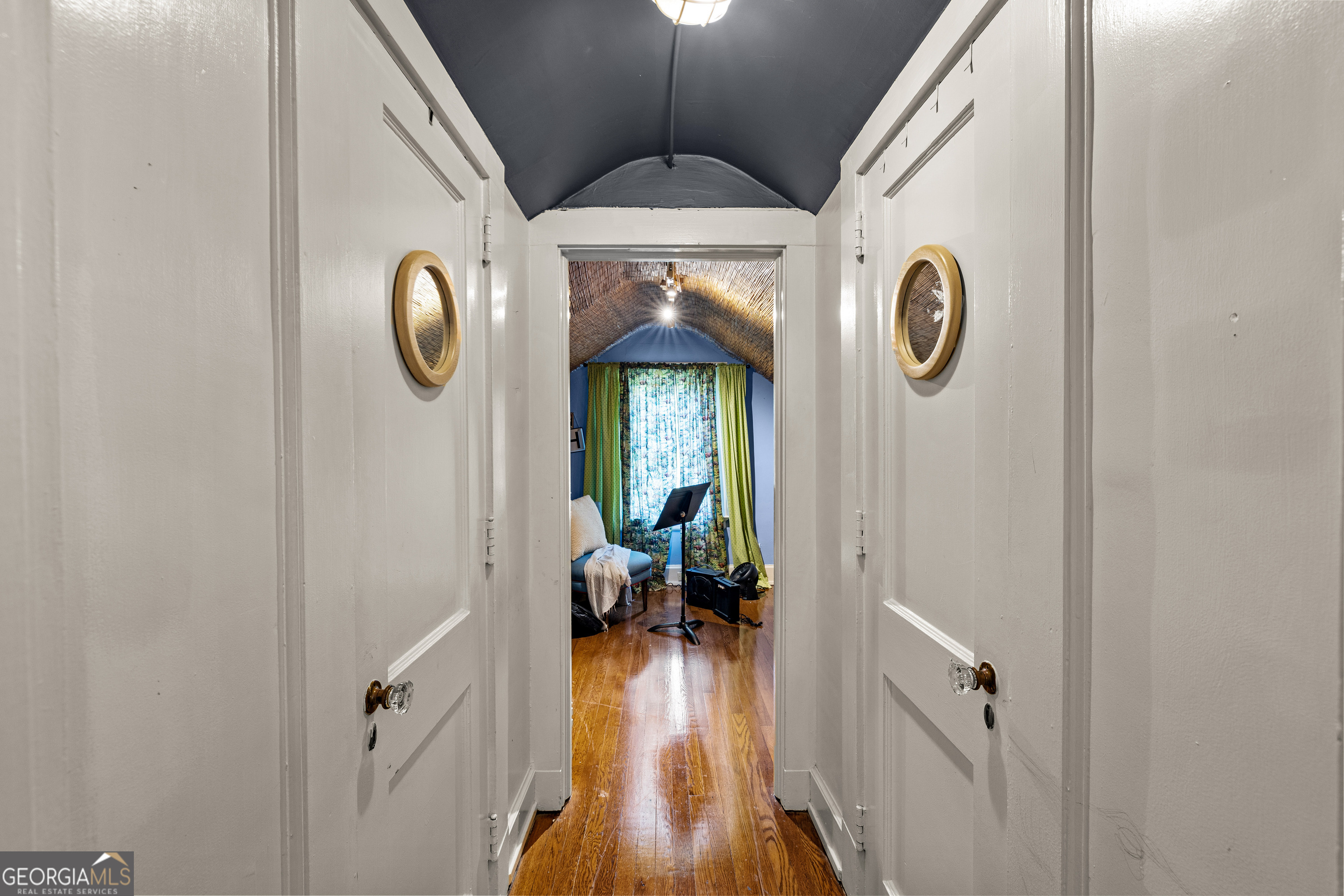 616 Broad Street Property Photo 8