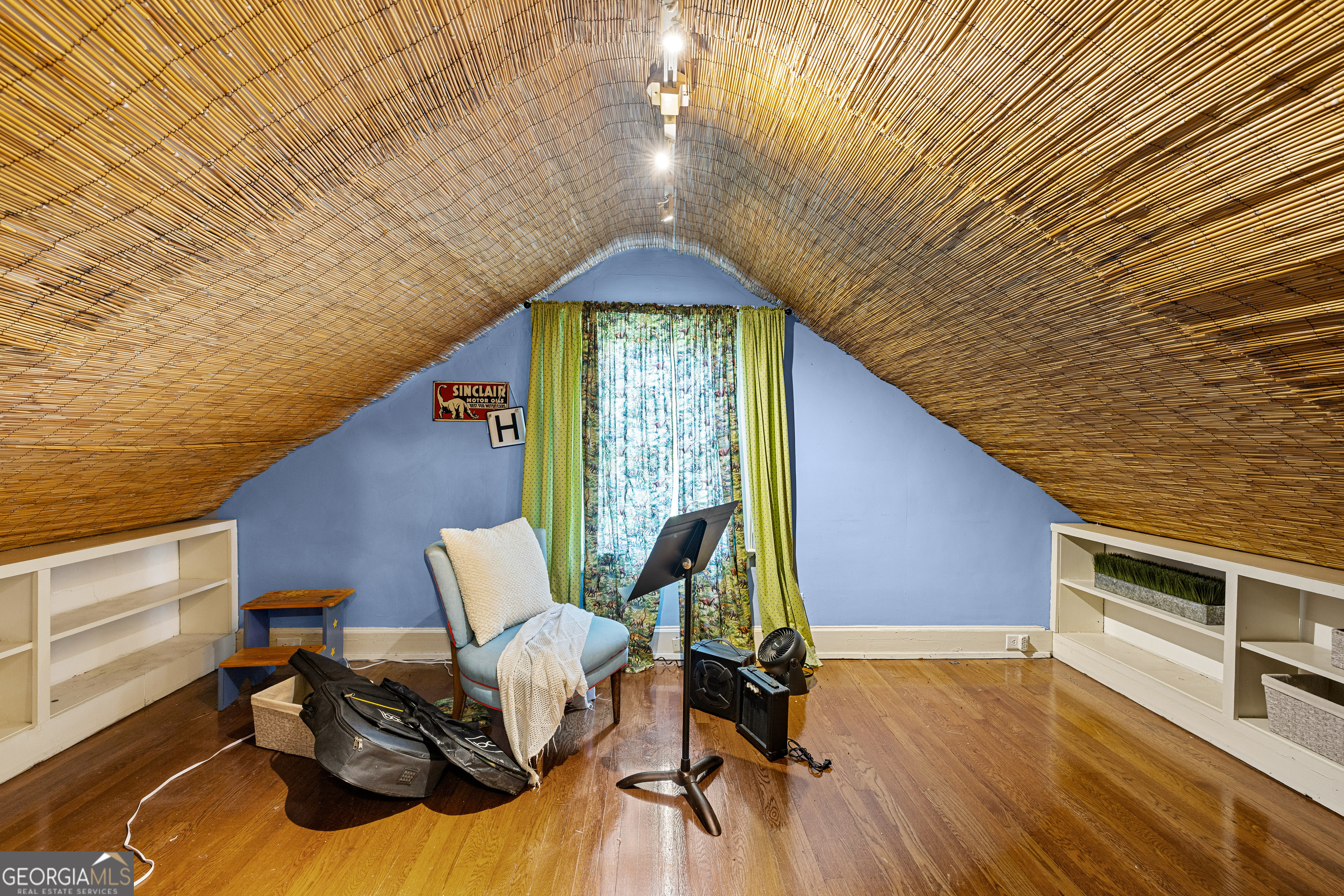 616 Broad Street Property Photo 10