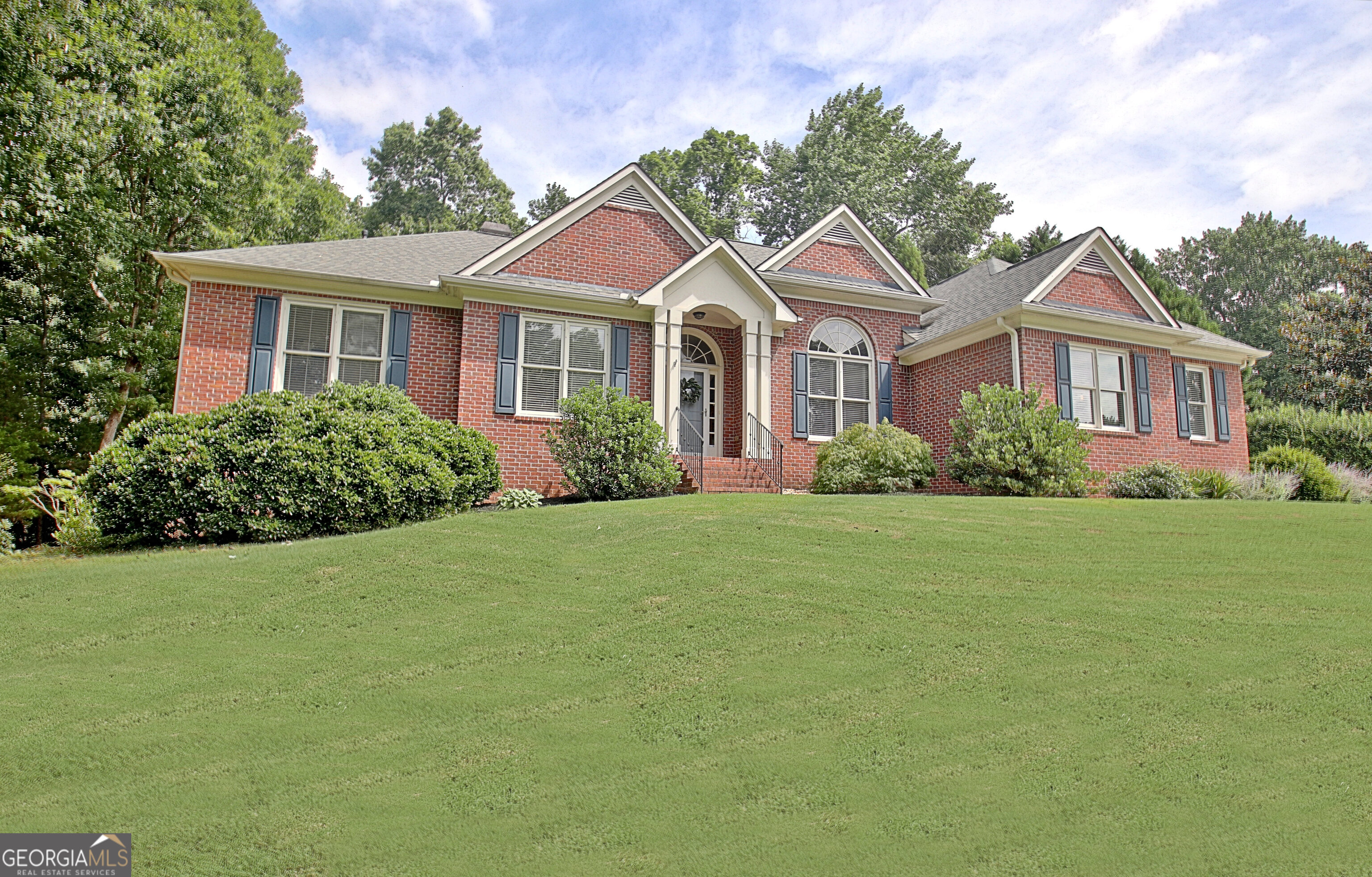 205 Hedgewick Way Property Photo 2