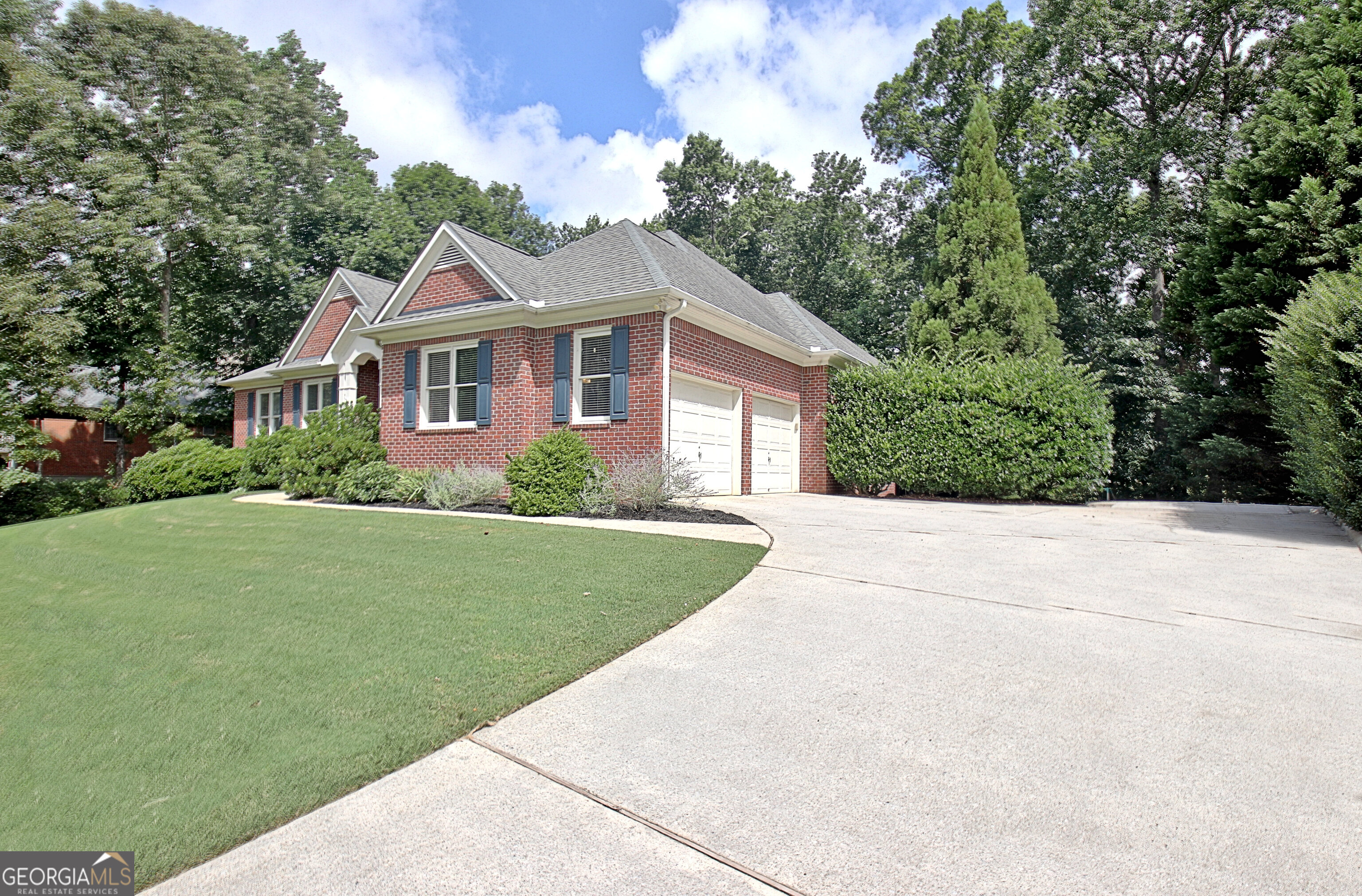 205 Hedgewick Way Property Photo 6