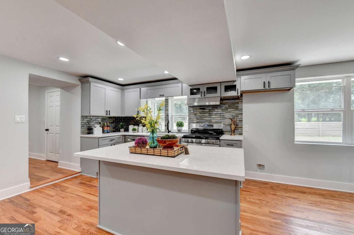 3178 North Druid Hills Road Property Photo 15