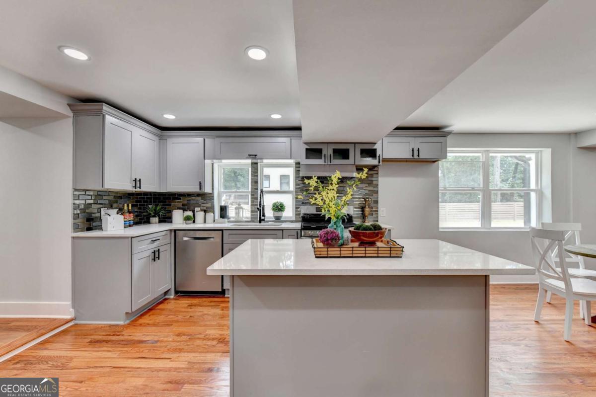 3178 North Druid Hills Road Property Photo 16