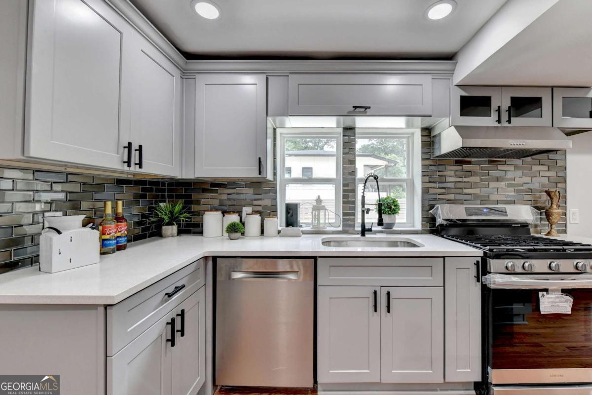 3178 North Druid Hills Road Property Photo 18