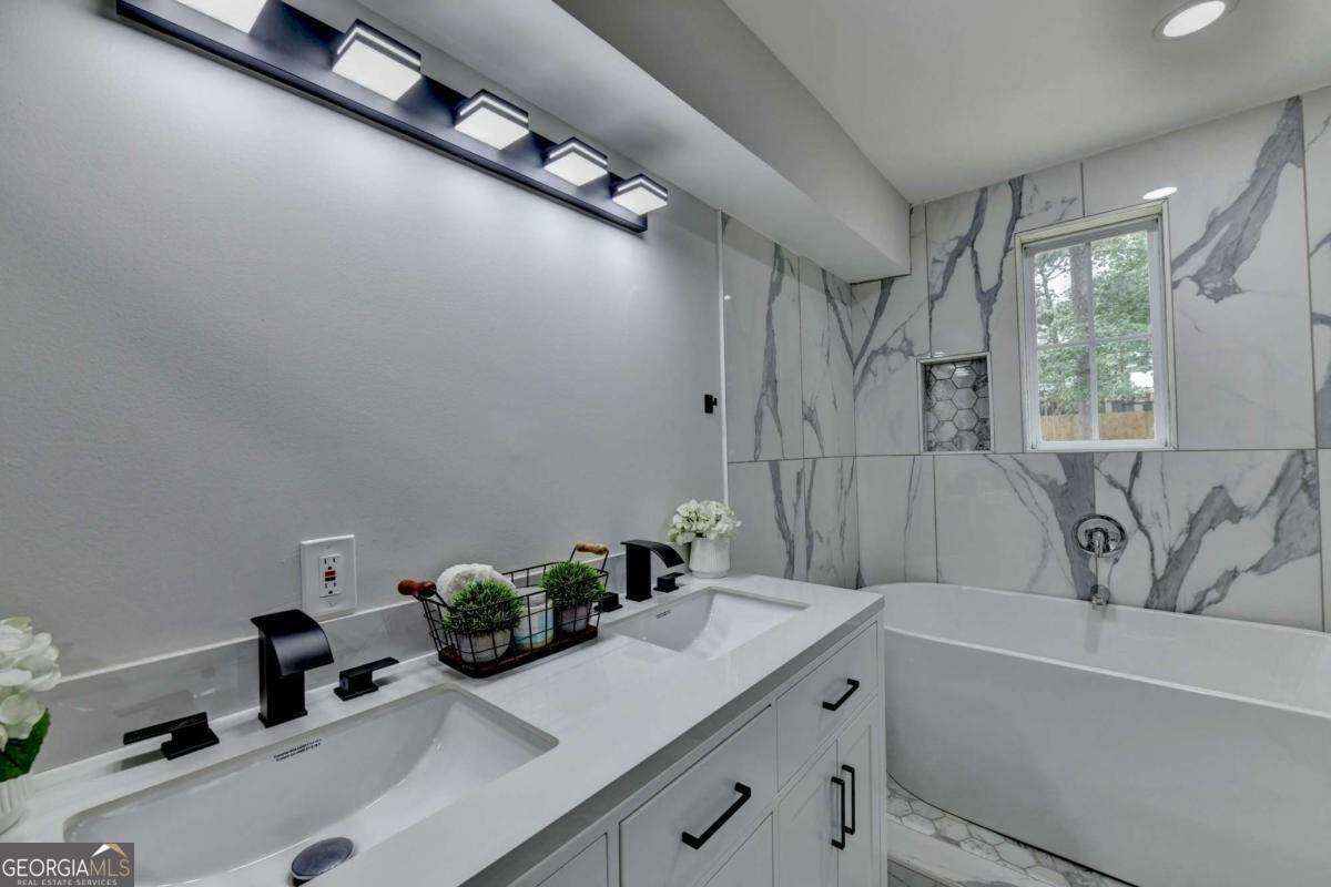 3178 North Druid Hills Road Property Photo 56