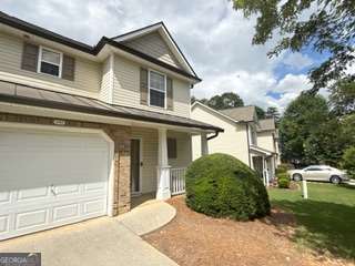 252 Darbys Crossing Court Property Photo 15