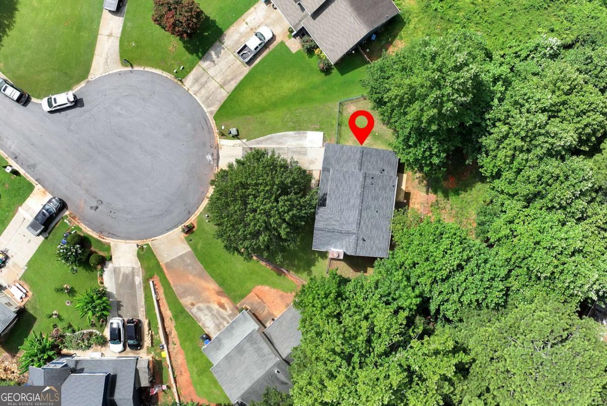 556 Sunfield Drive Nw Property Photo 4