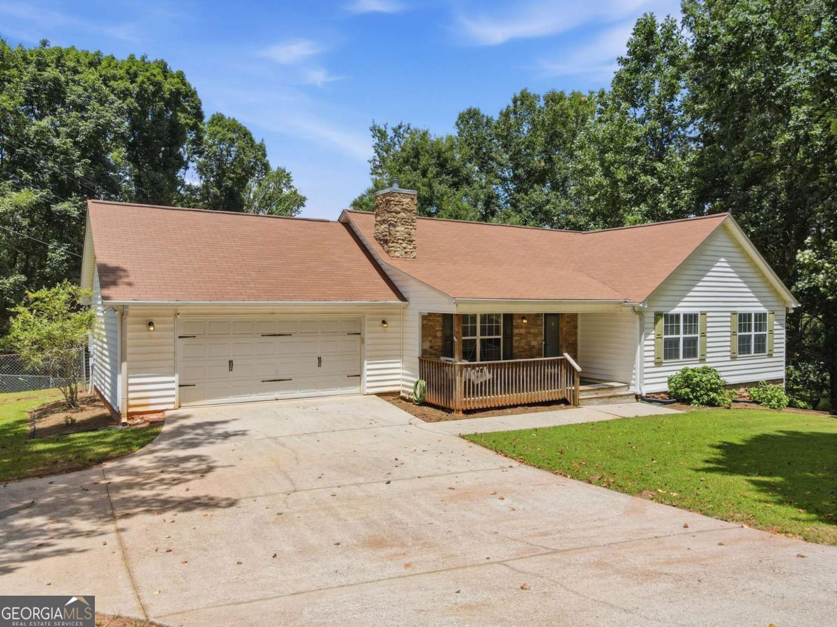 309 Barney Fields Road Property Photo 1