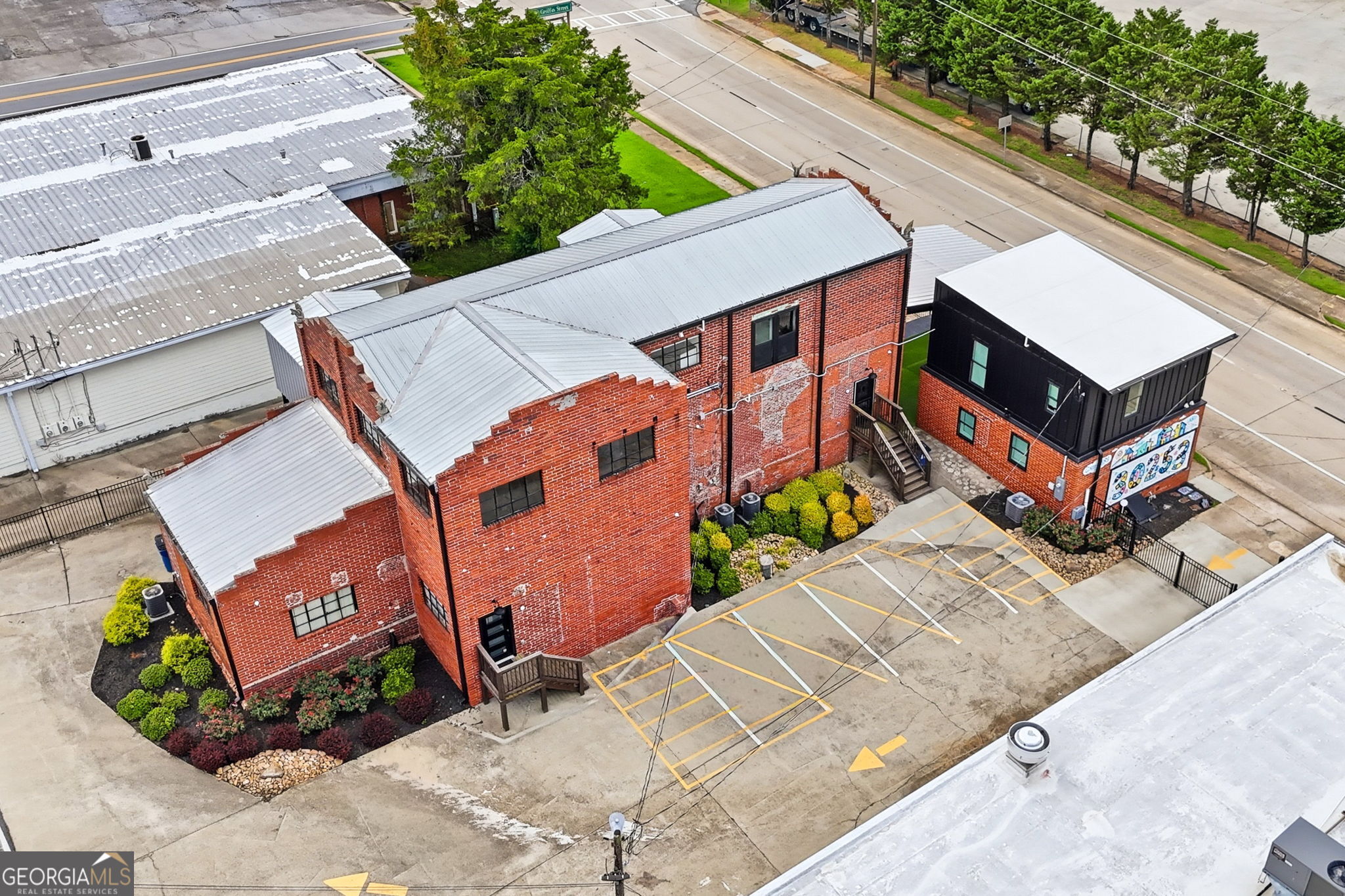 261 Griffin Street # 2 Property Photo 31