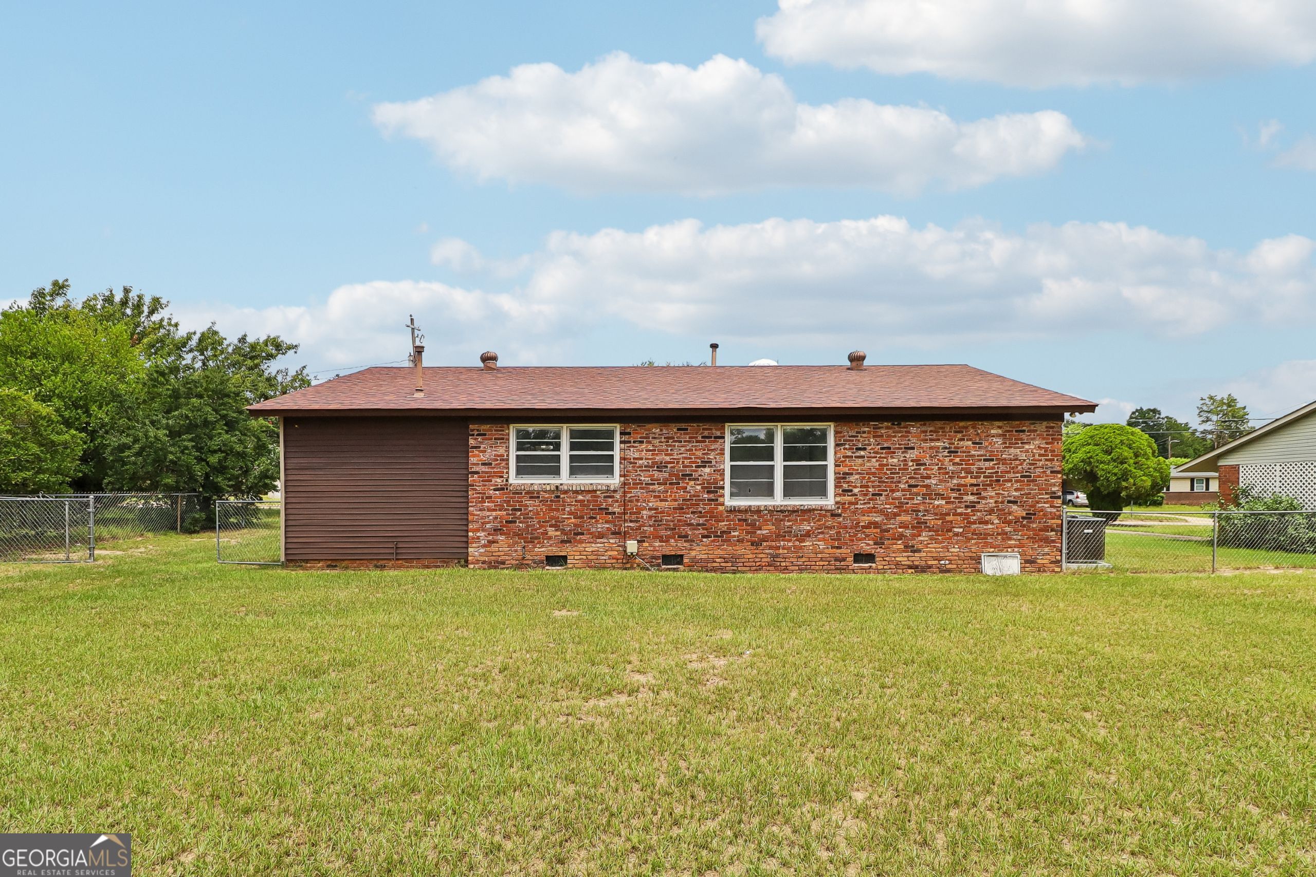 2724 Glenn Hills Drive Property Photo 7