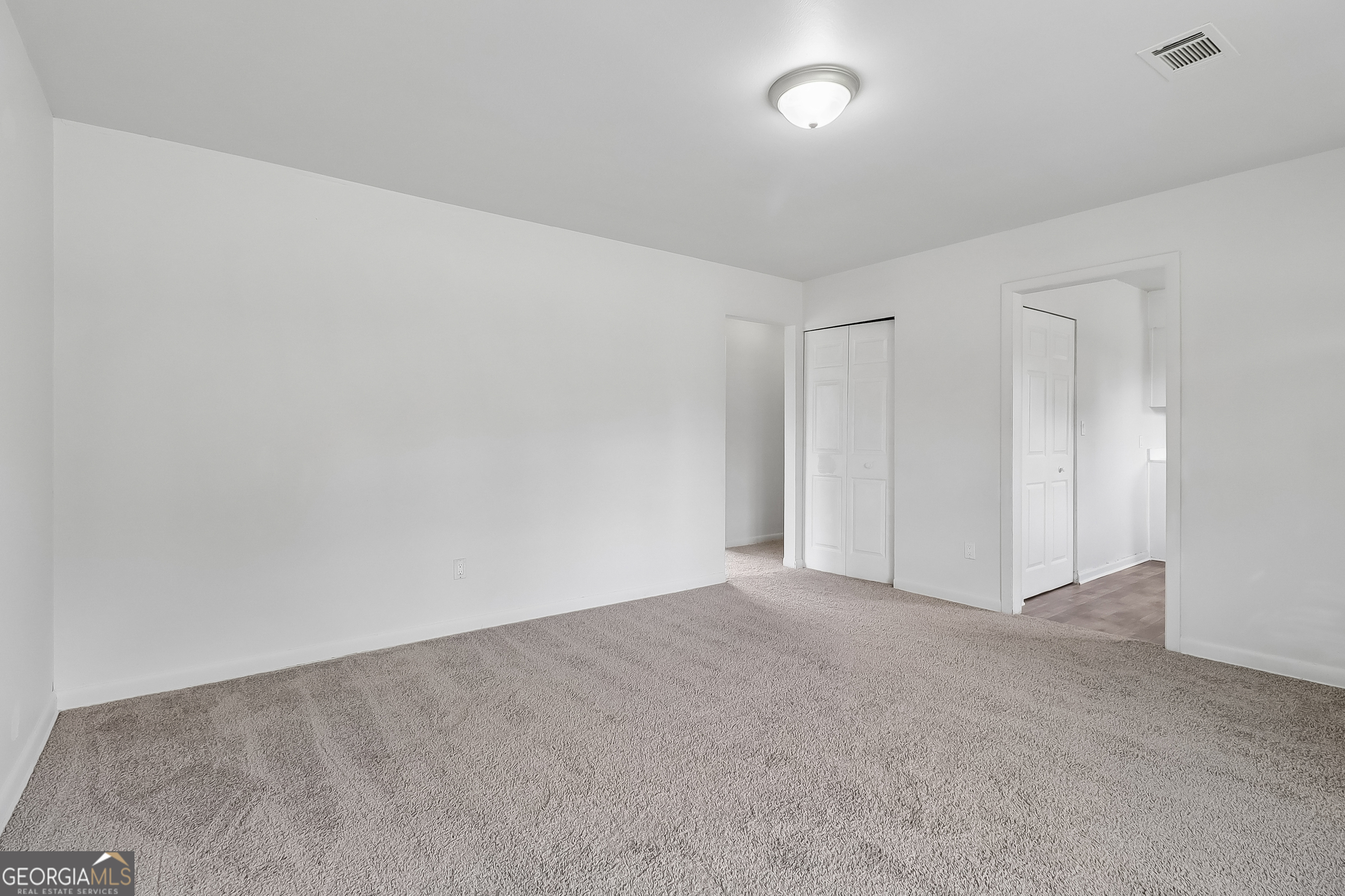 2724 Glenn Hills Drive Property Photo 11