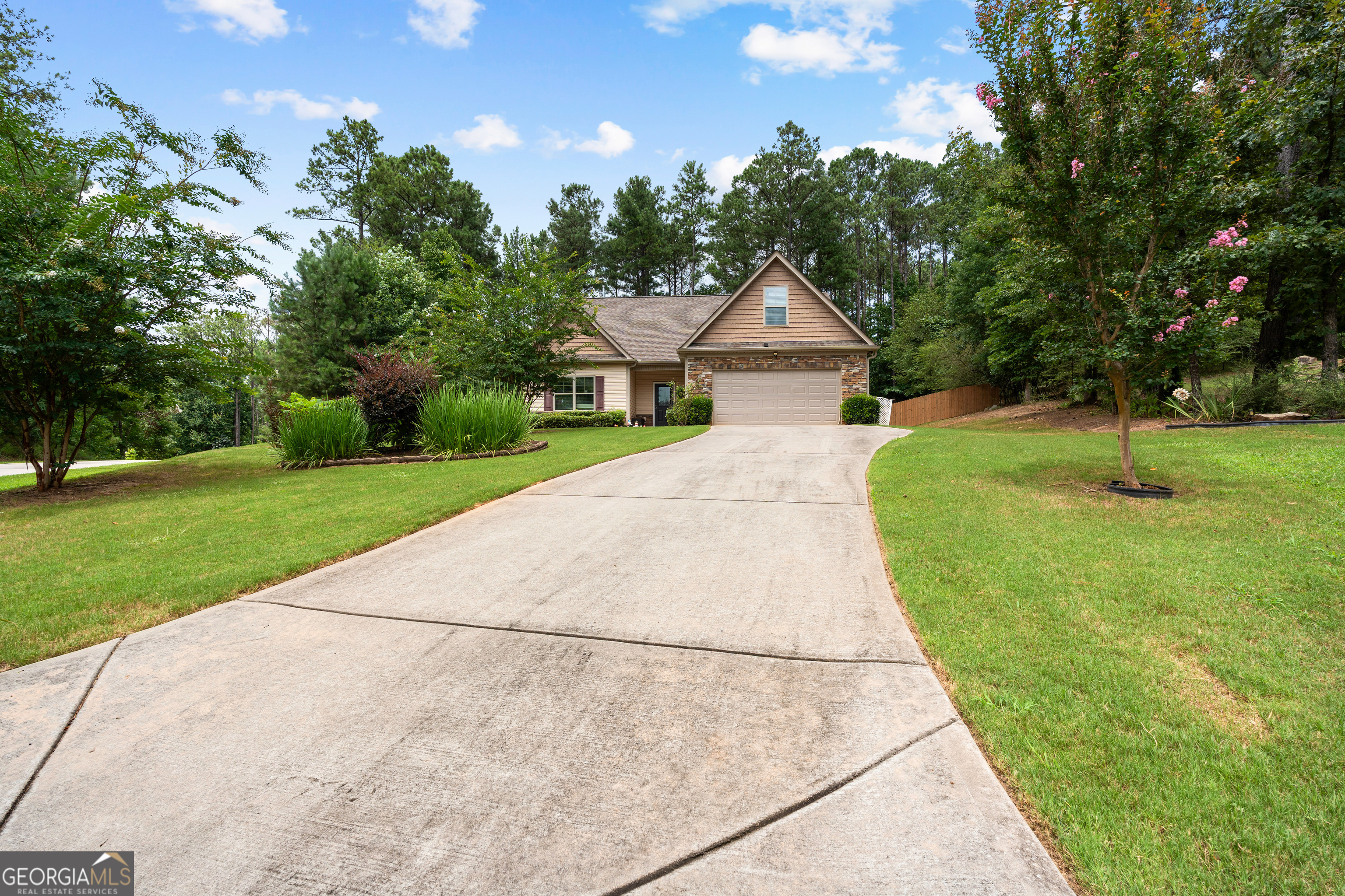 21 Sunny Point Property Photo 3