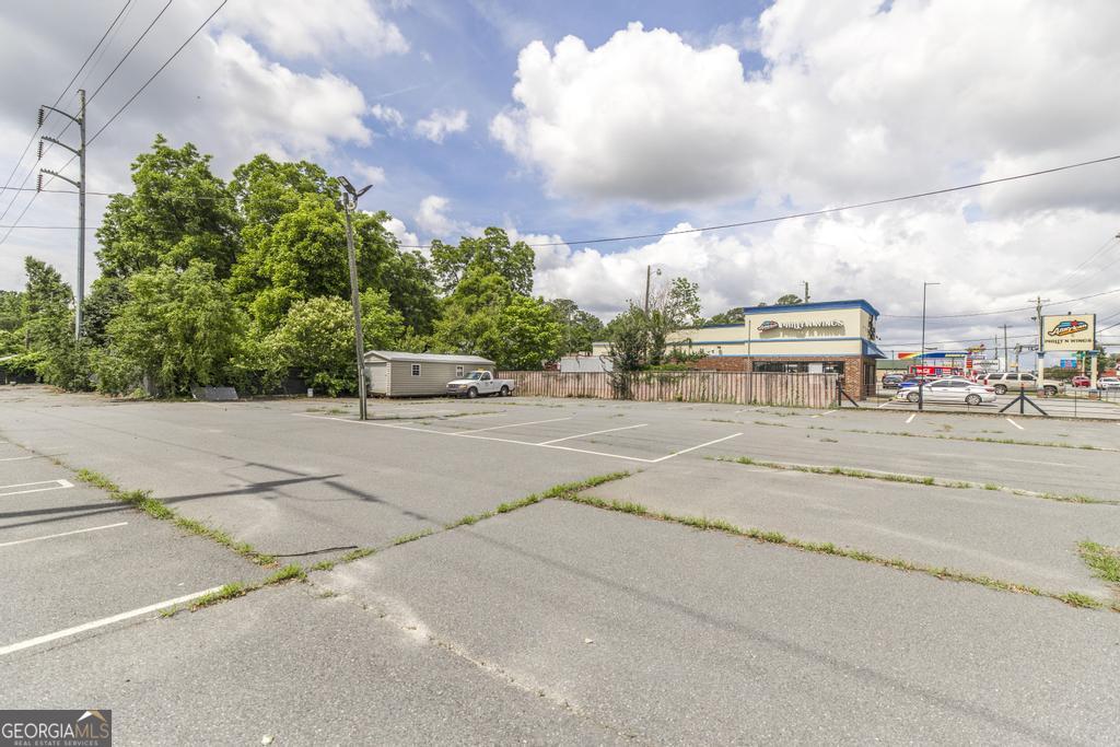 1301 Watson Boulevard Property Photo 4