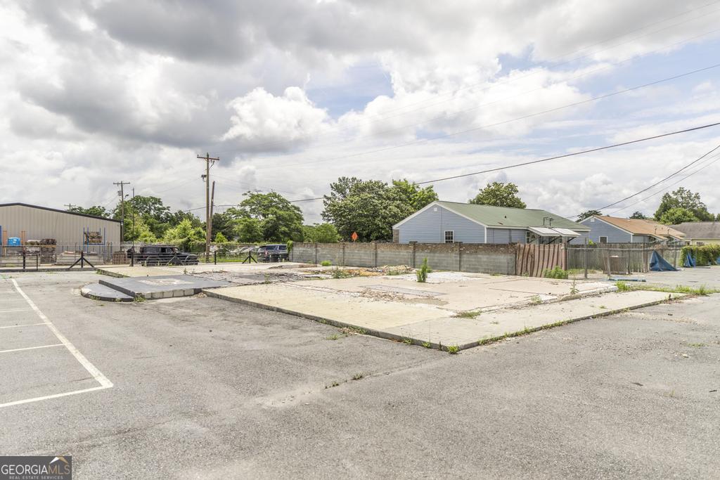 1301 Watson Boulevard Property Photo 6