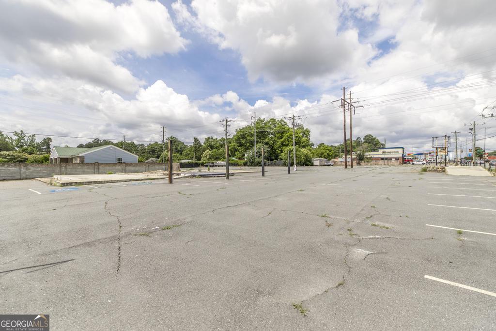 1301 Watson Boulevard Property Photo 9