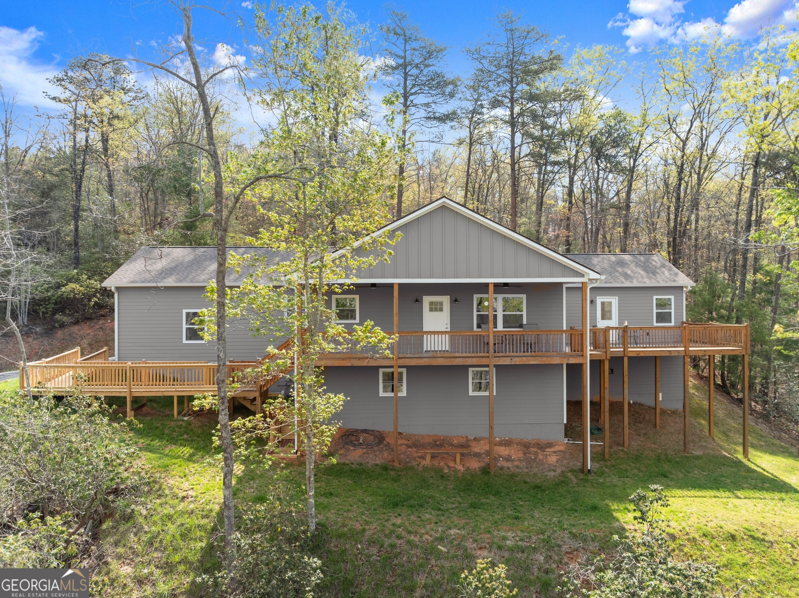 527 Abby Property Photo 3
