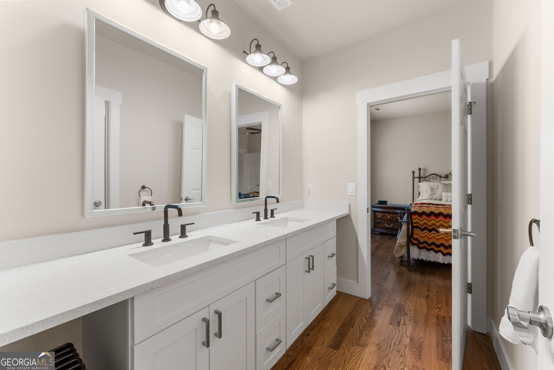 527 Abby Property Photo 23