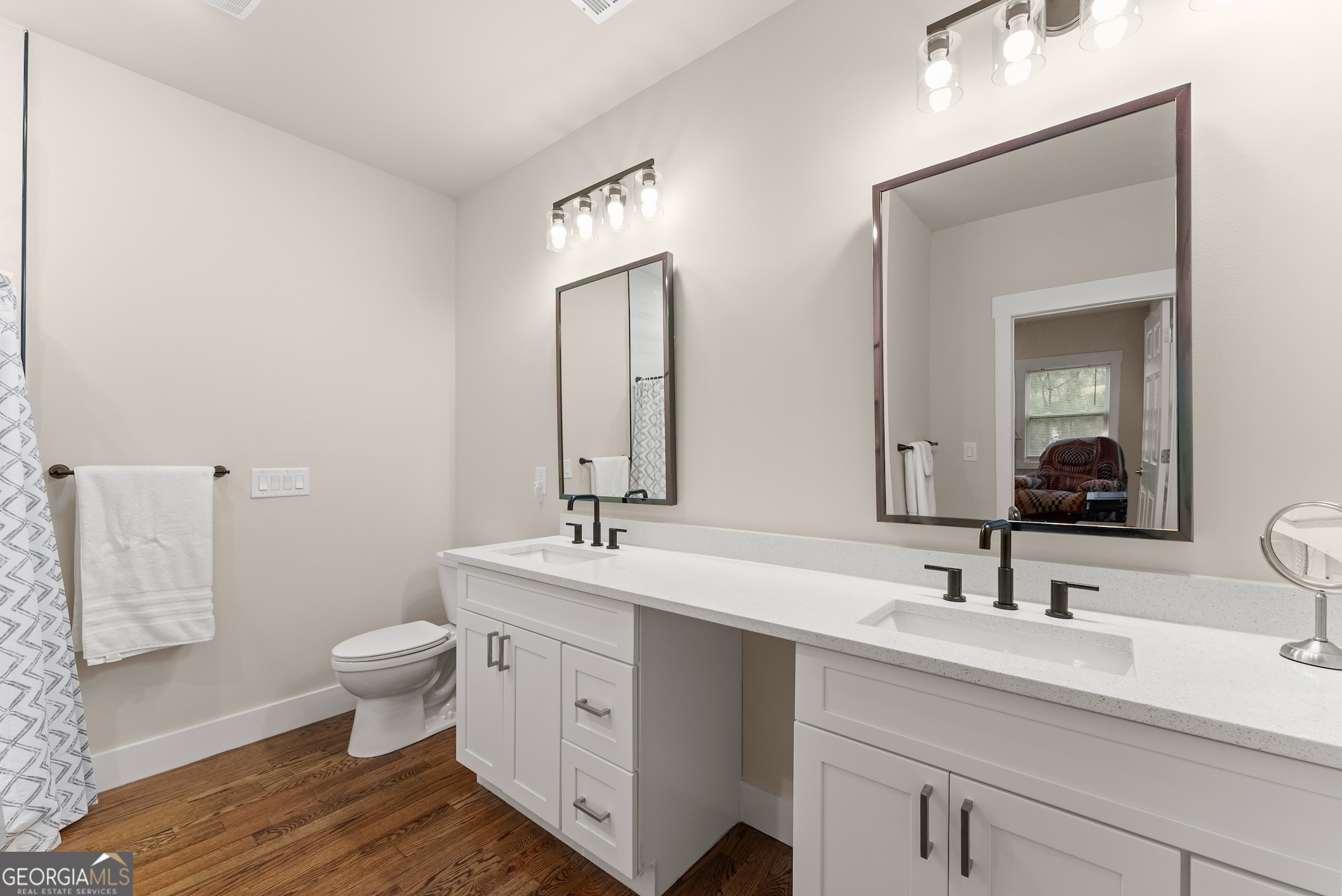 527 Abby Property Photo 31