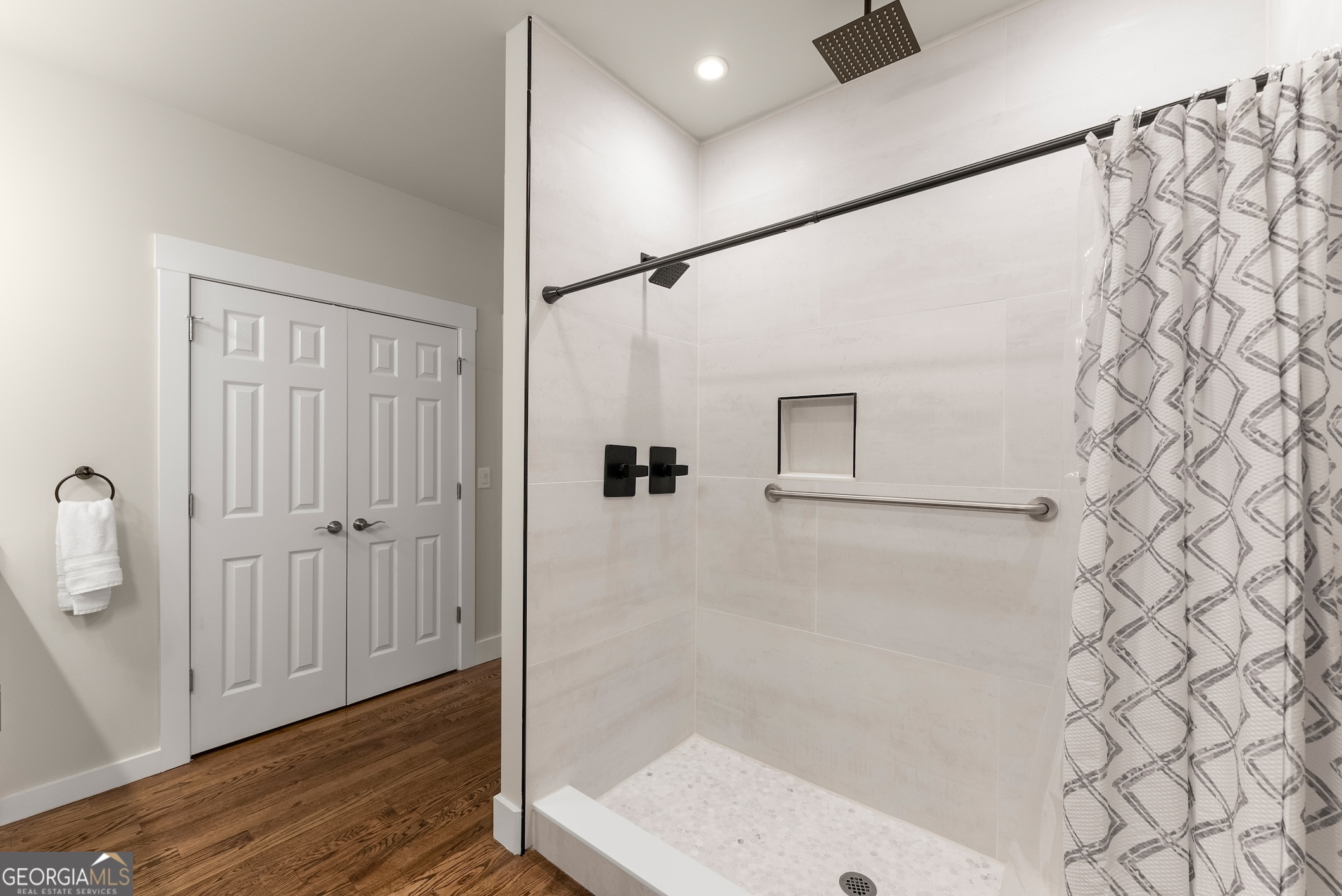 527 Abby Property Photo 33
