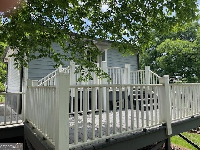 203 N Washington Avenue Property Photo 24