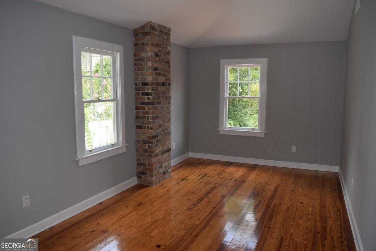 203 N Washington Avenue Property Photo 26