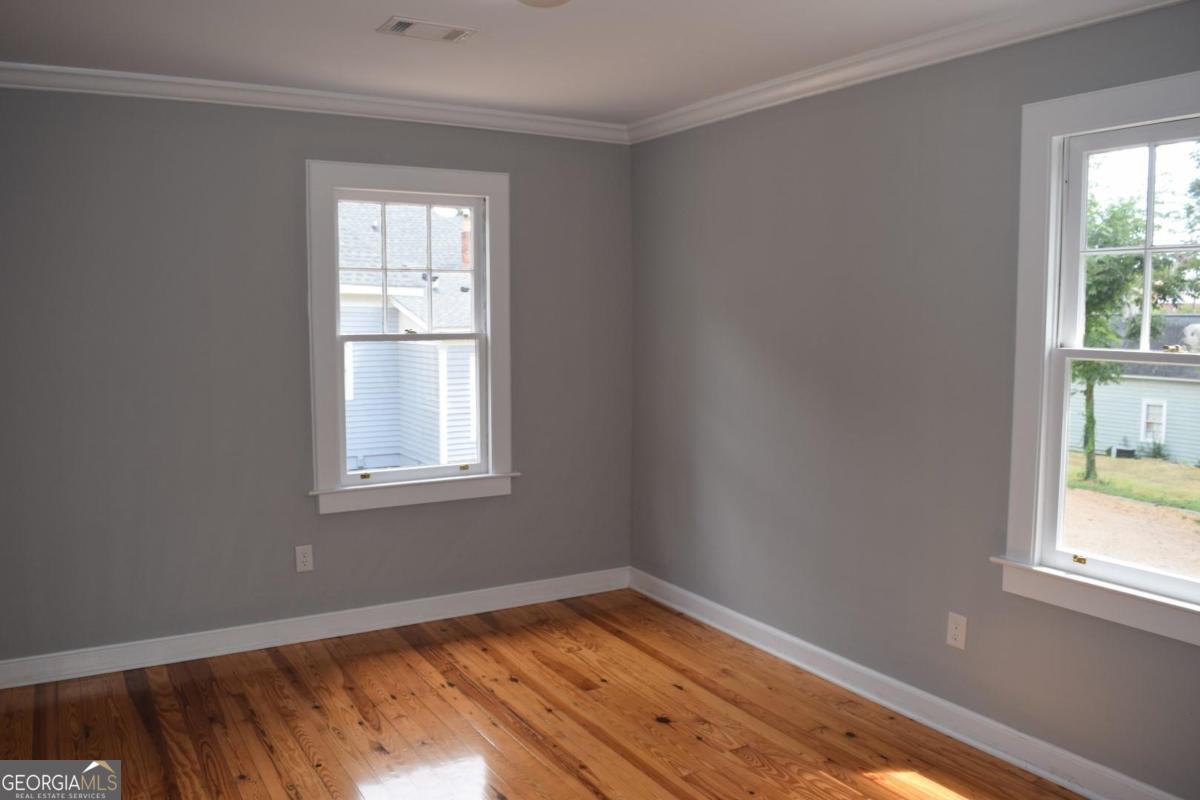 203 N Washington Avenue Property Photo 27