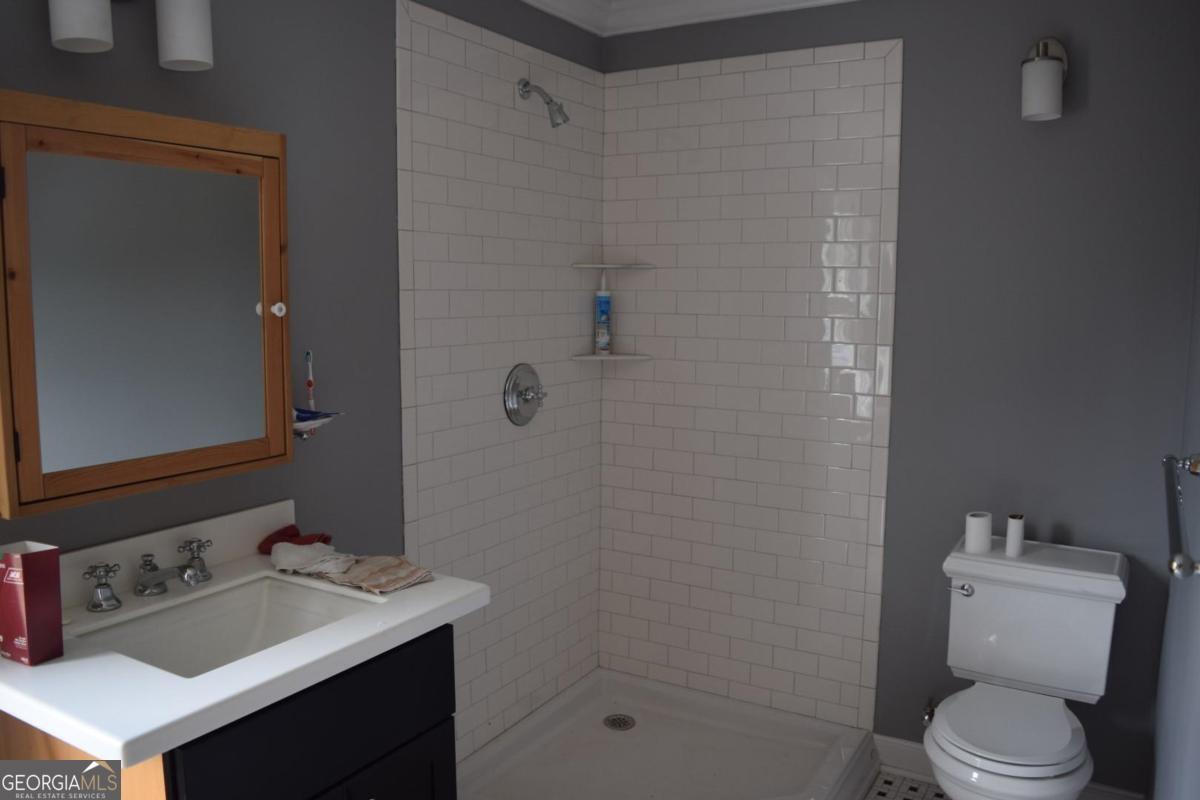 203 N Washington Avenue Property Photo 28