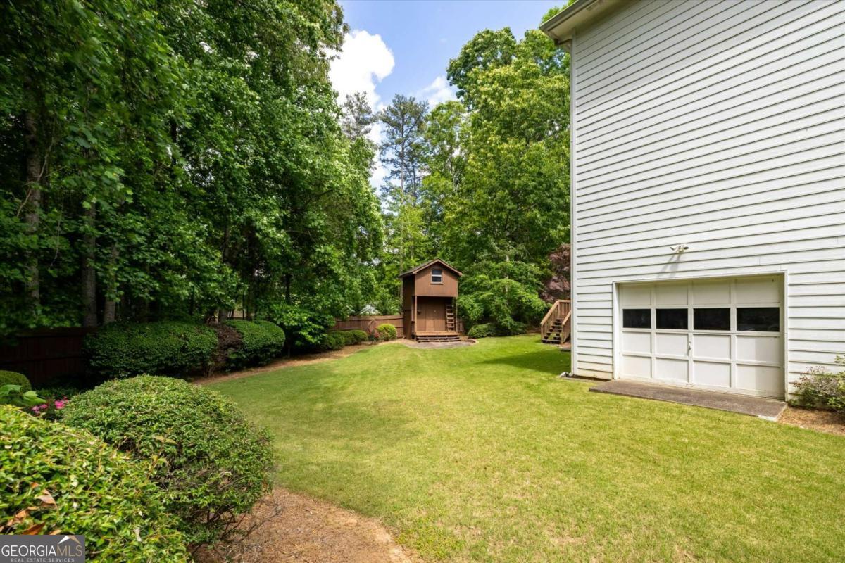 1918 De Winton Place Property Photo 44