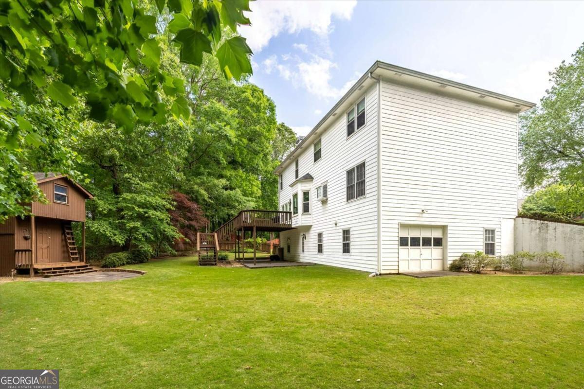 1918 De Winton Place Property Photo 45