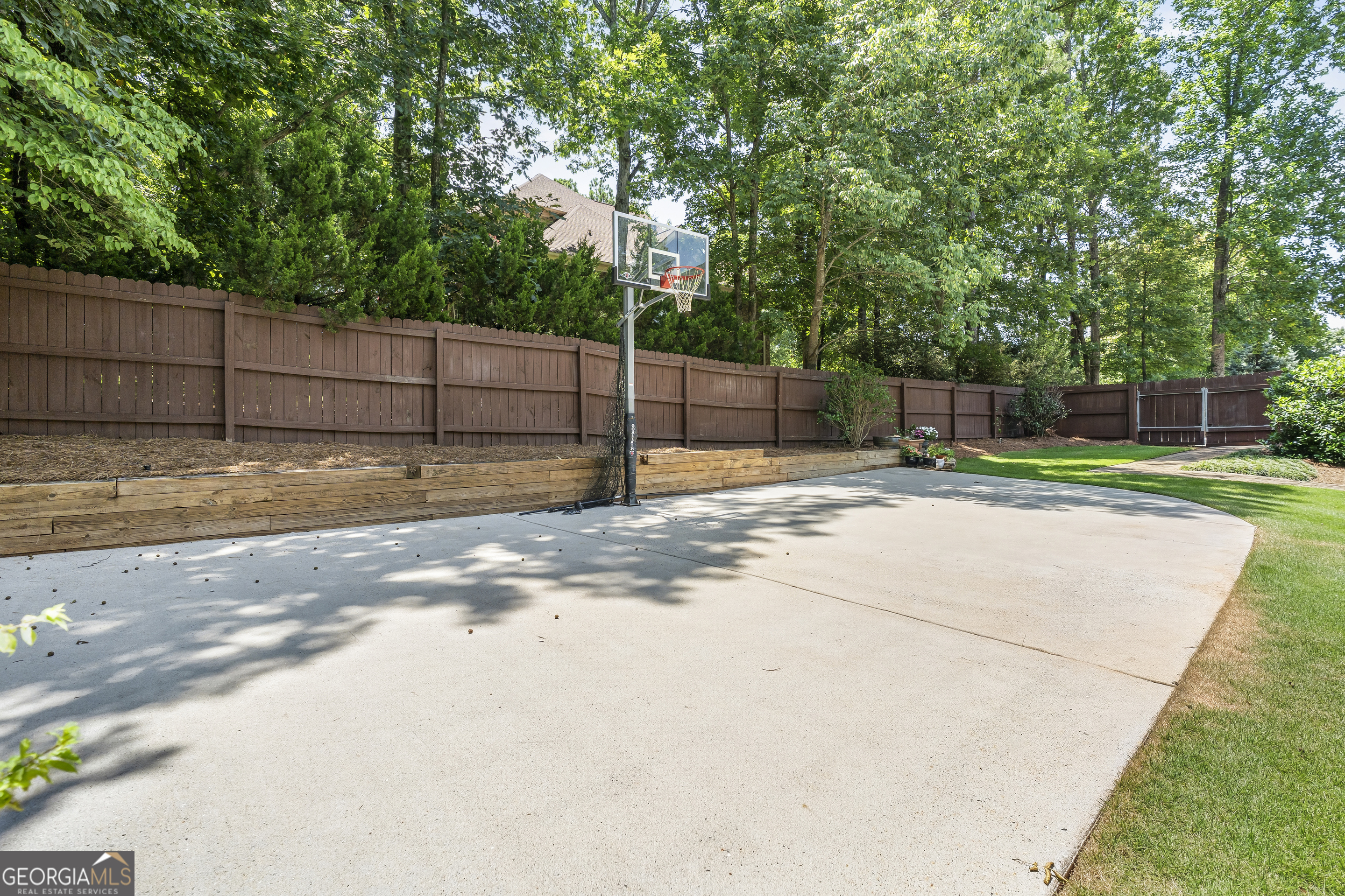 1041 Spring Lake Drive Property Photo 50