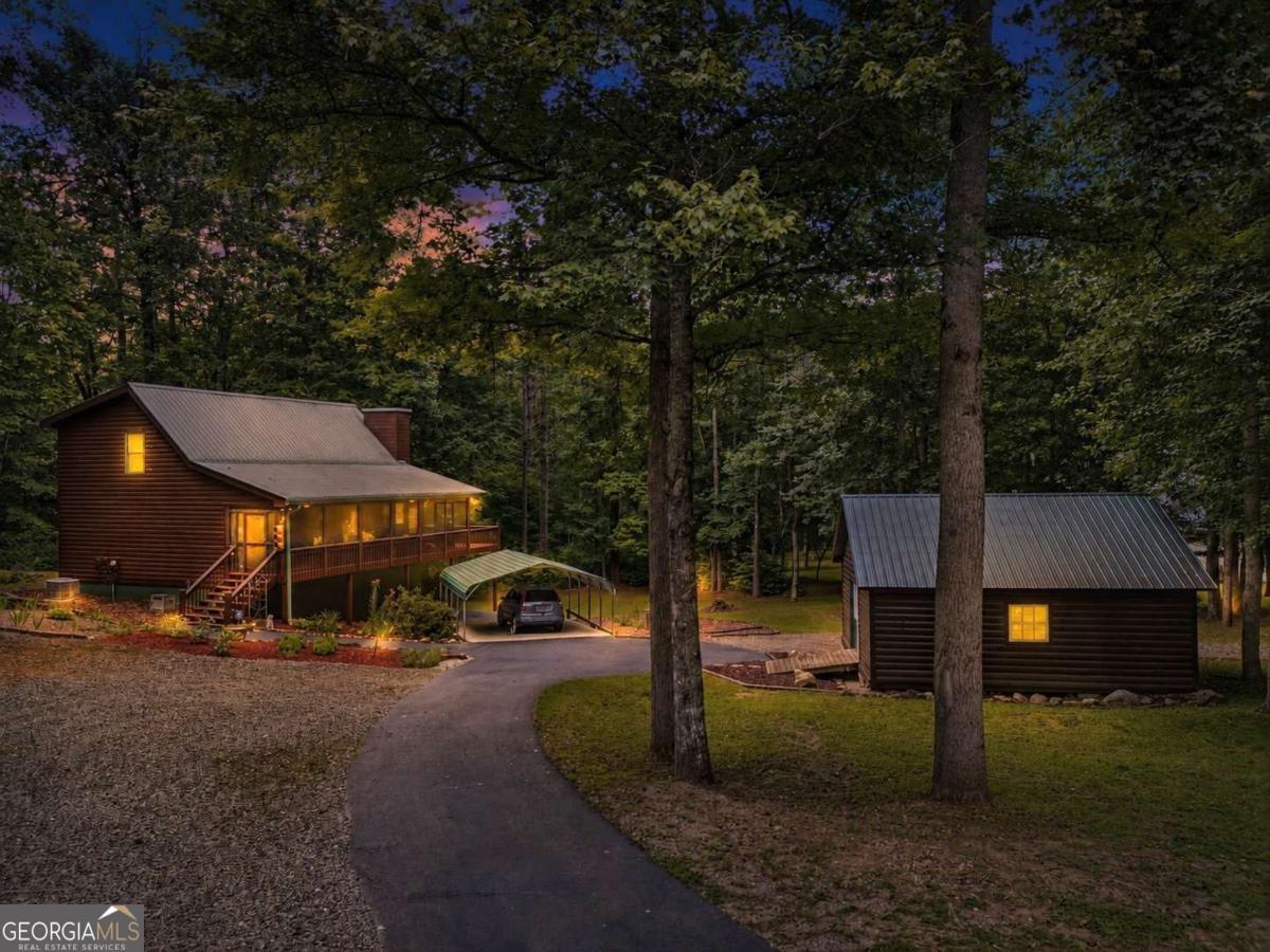 2447 Hi River Road Property Photo 4