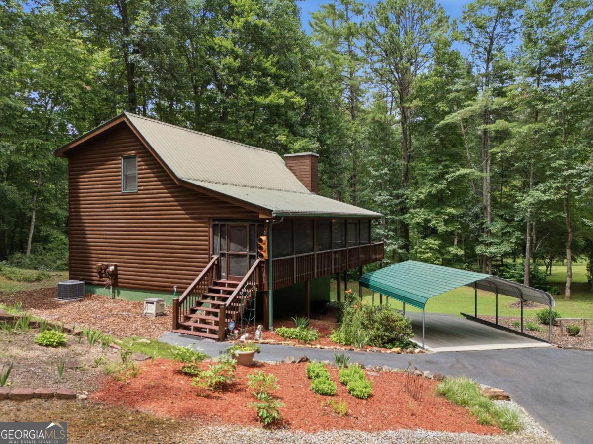 2447 Hi River Road Property Photo 5