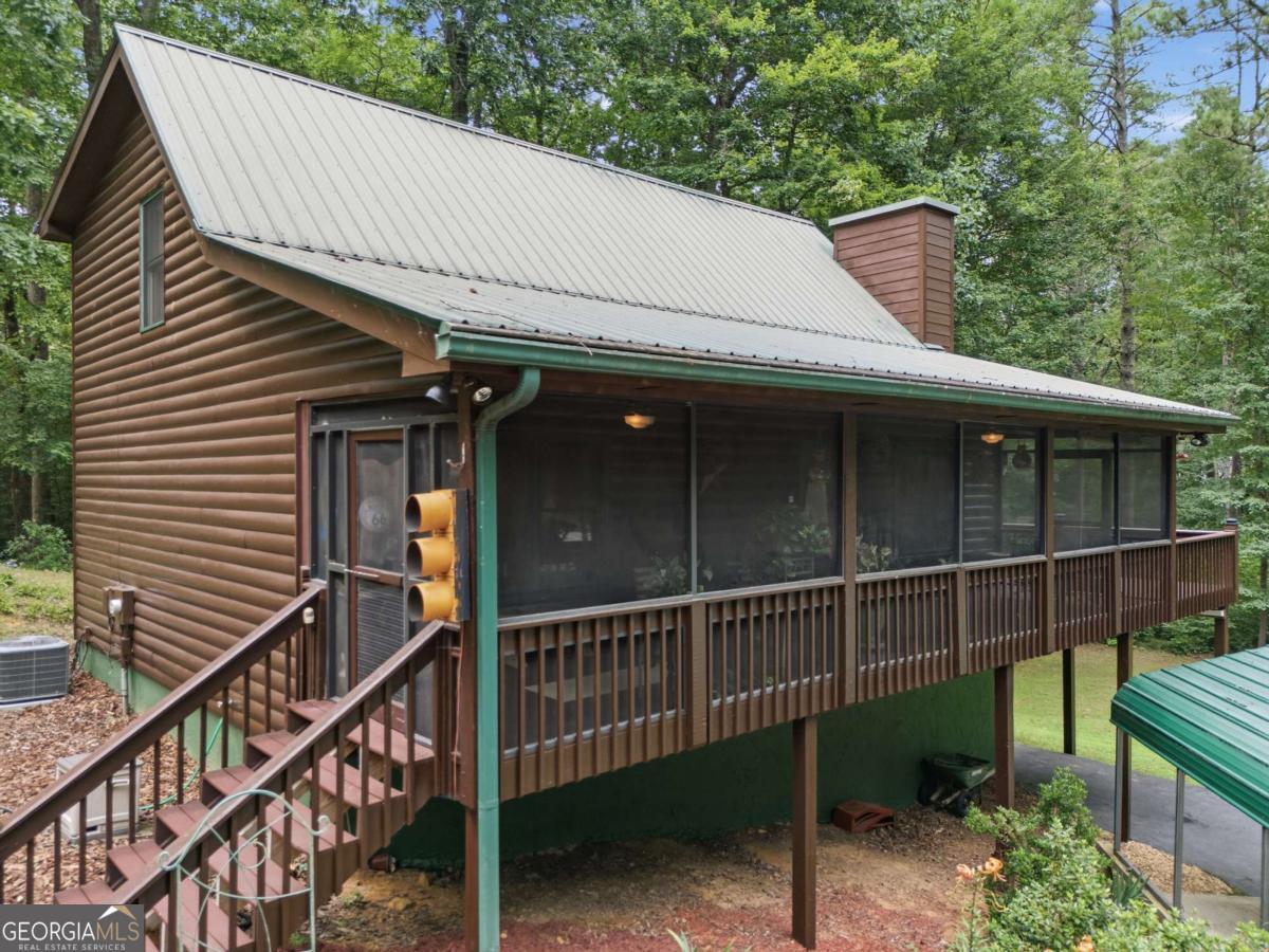 2447 Hi River Road Property Photo 6