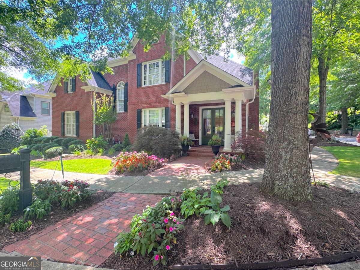 1451 Hedgewood Lane Nw Property Photo 4