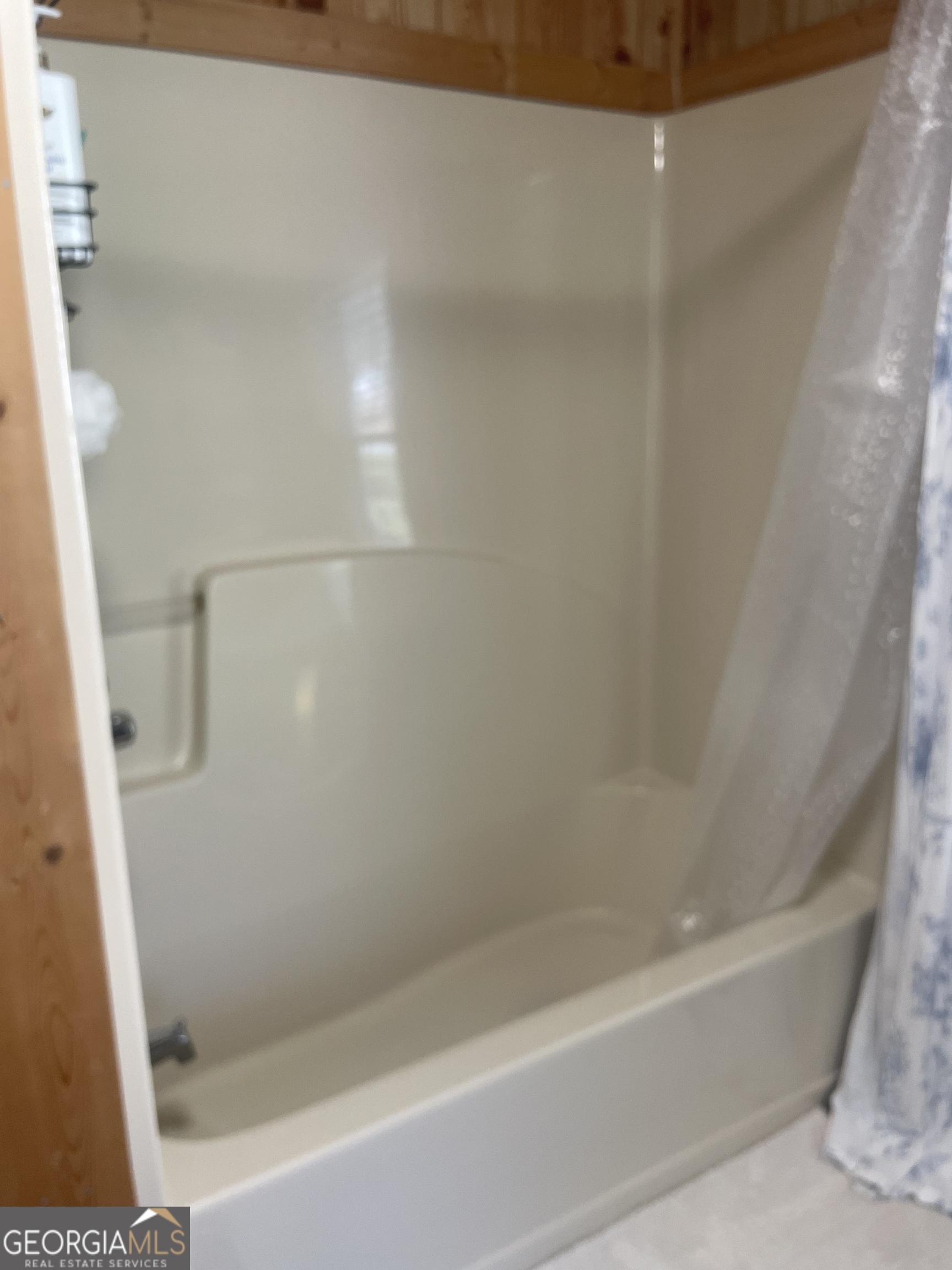 8 Cindy Parkway Property Photo 60